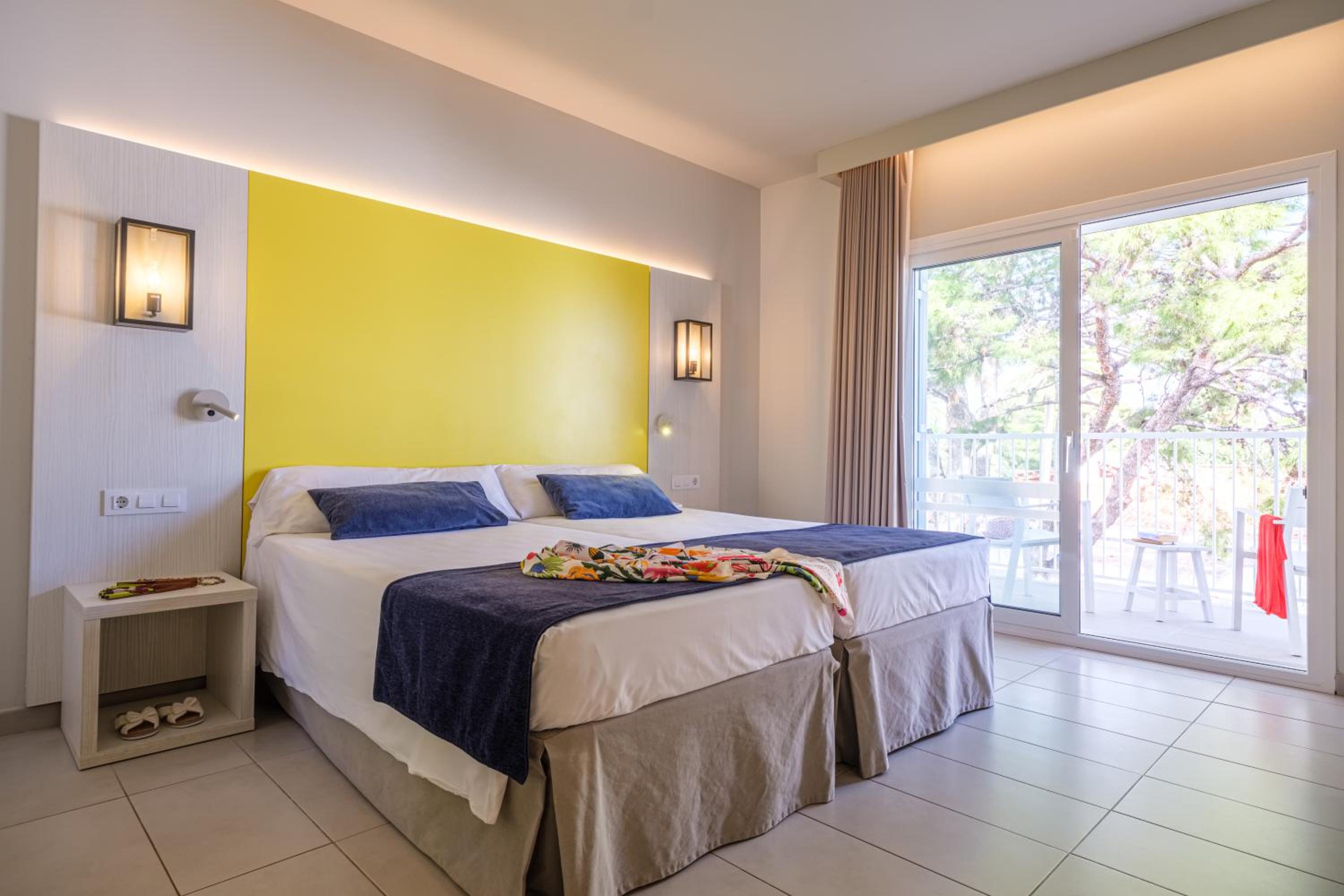 Double or Twin Room - Photo 1