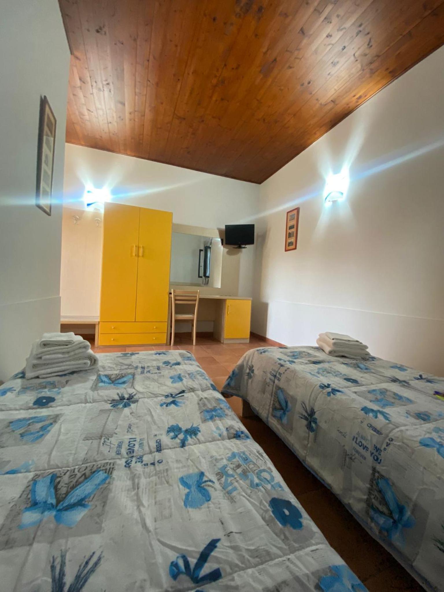 Double or Twin Room photo 1