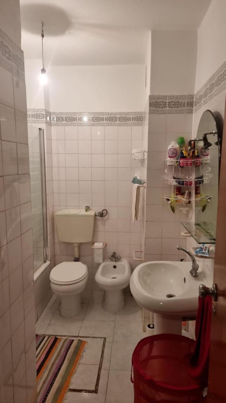 Apartment photo 2