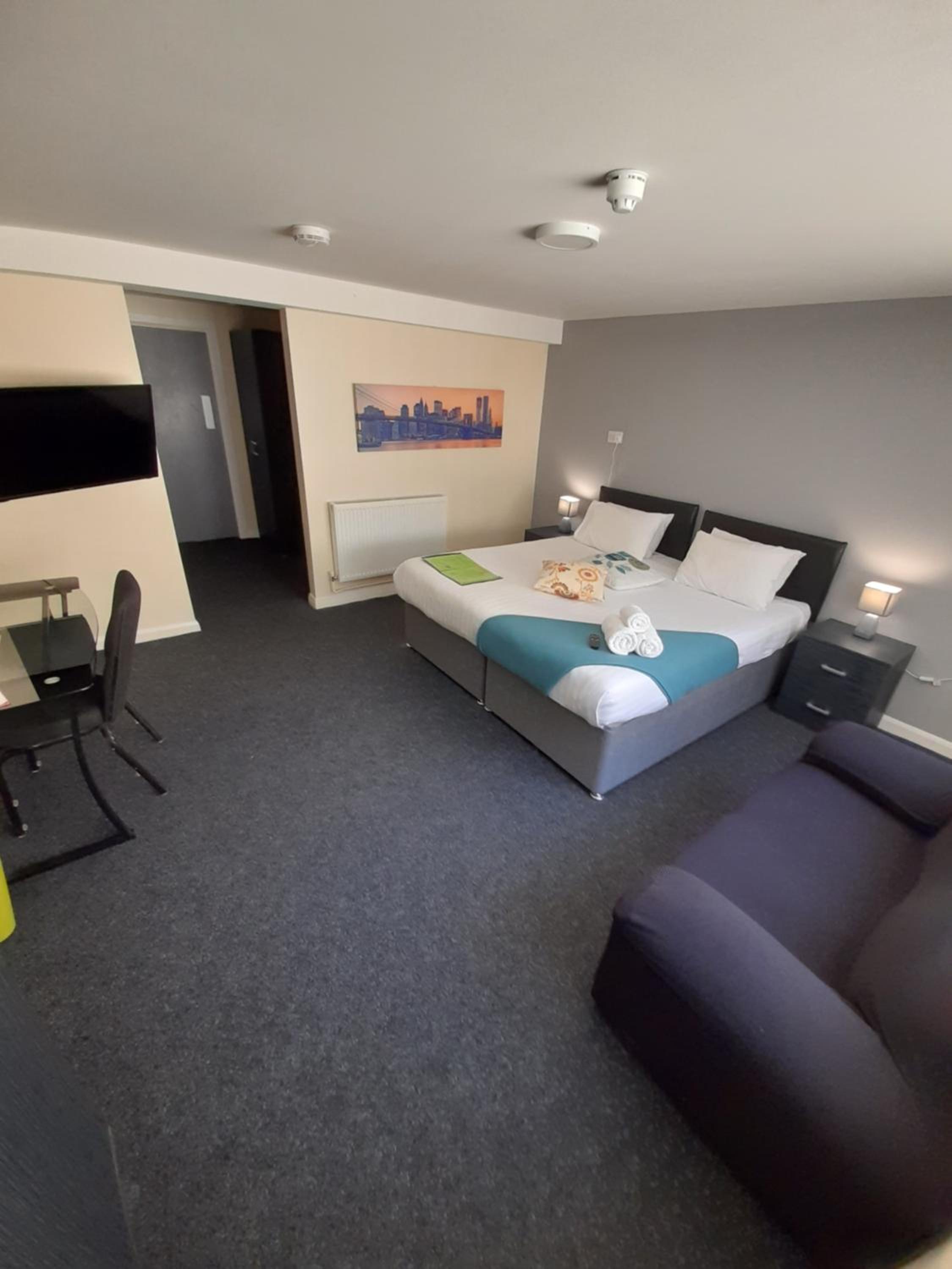Superior King Suite