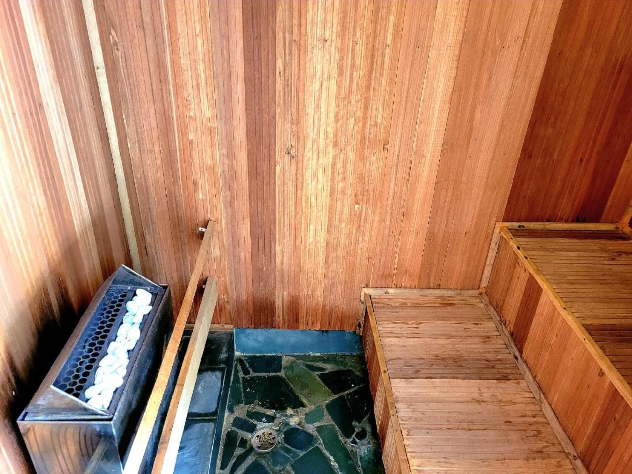 Apartment with Sea View - Photo 6