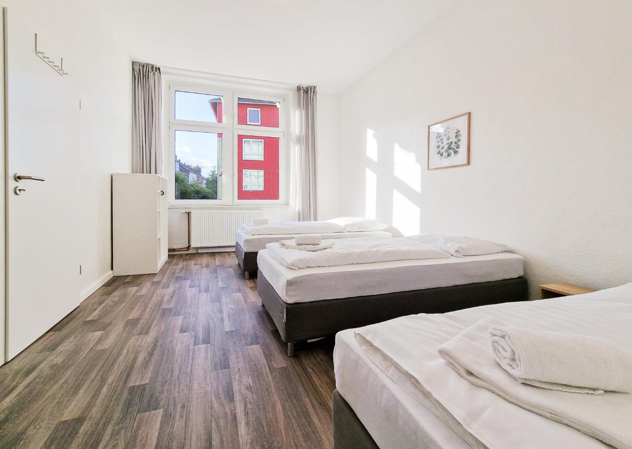 One-Bedroom Apartment - Non-Smoking photo 1