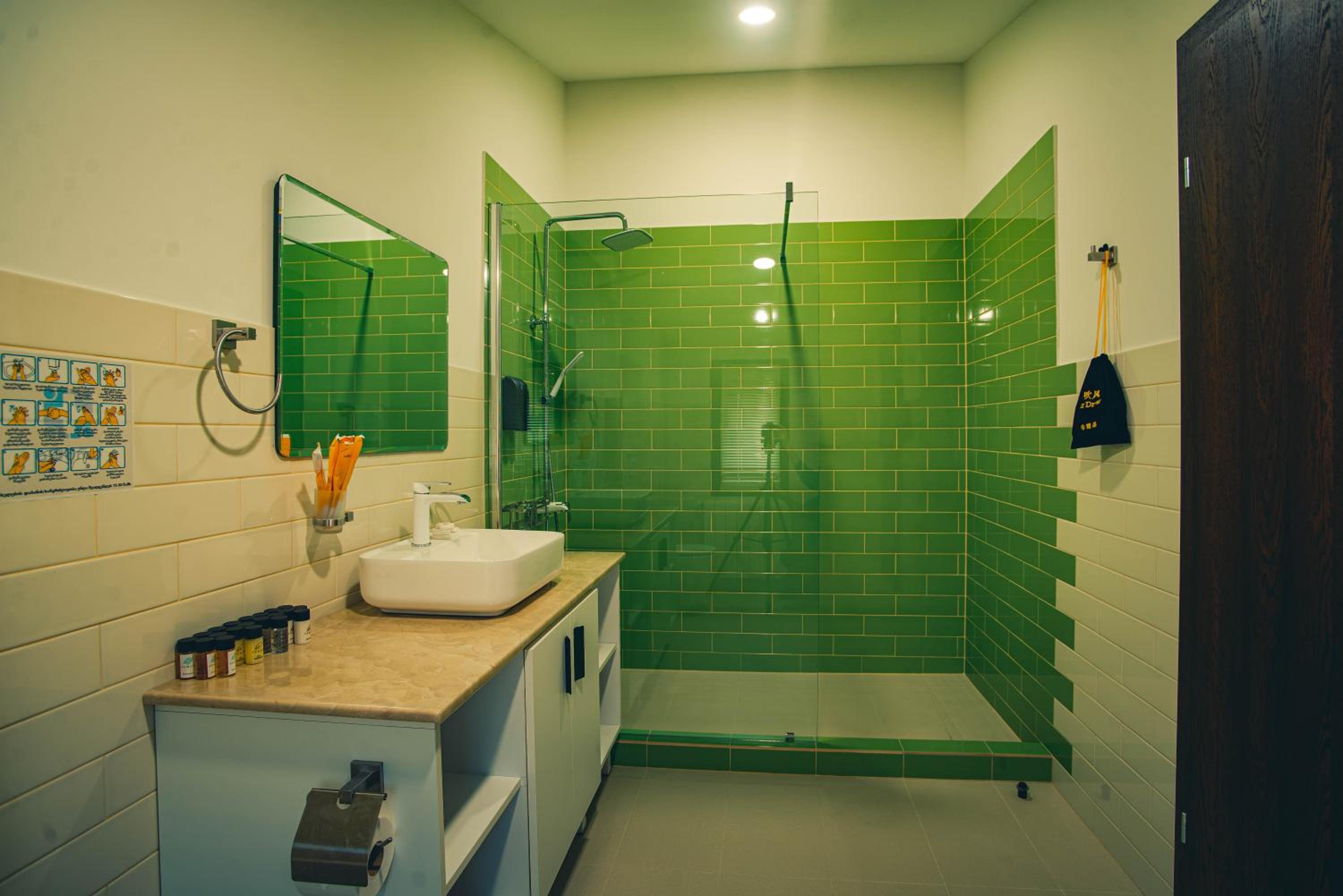 Family Junior Suite - Photo 7