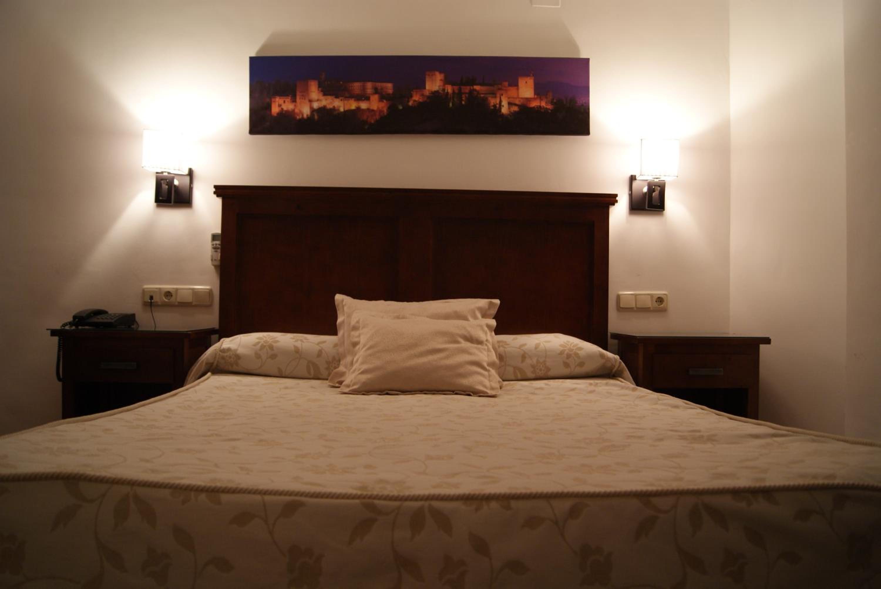 Single Room photo 2