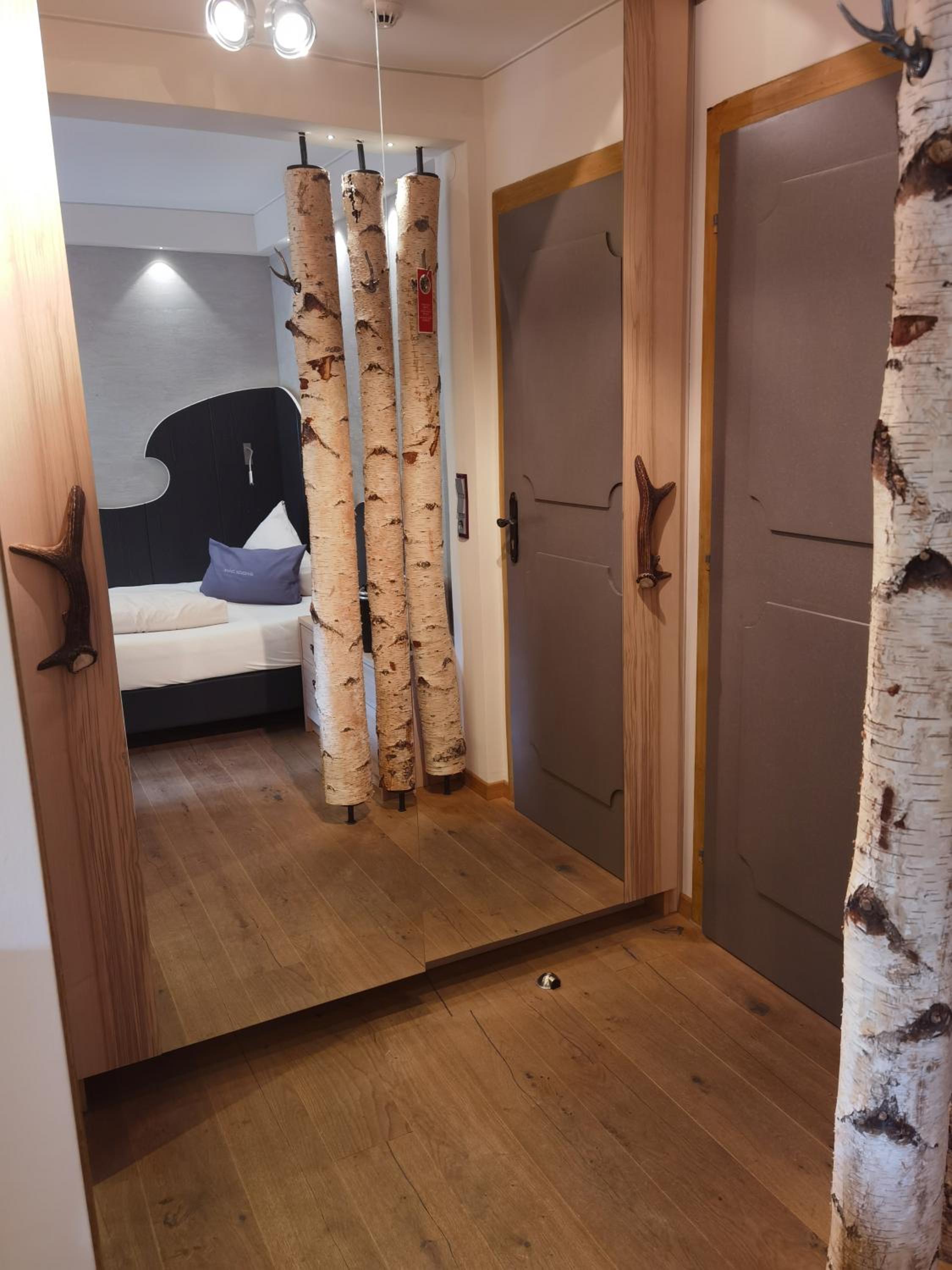Single Room with Bathroom photo 3