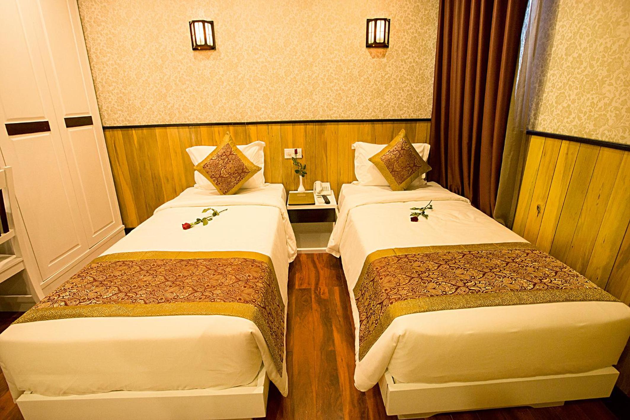 Superior Double or Twin Room with City View photo 2