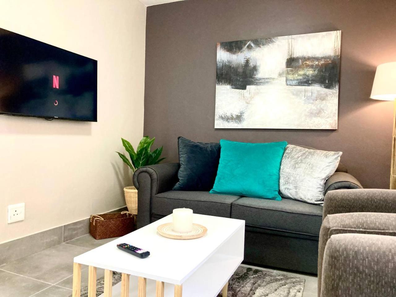 One-Bedroom Cottage - Photo 4