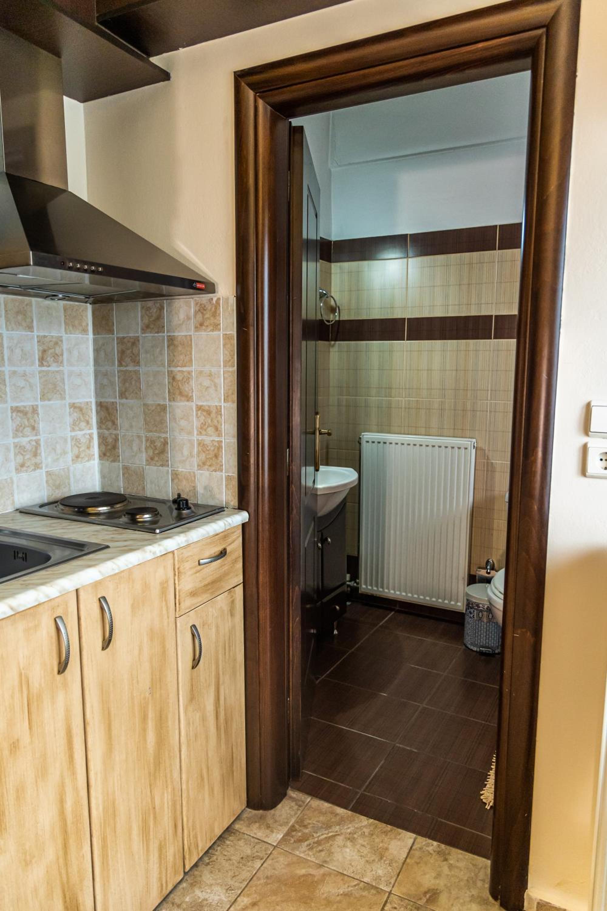 Suite with Fireplace (2 adults) - Photo 12