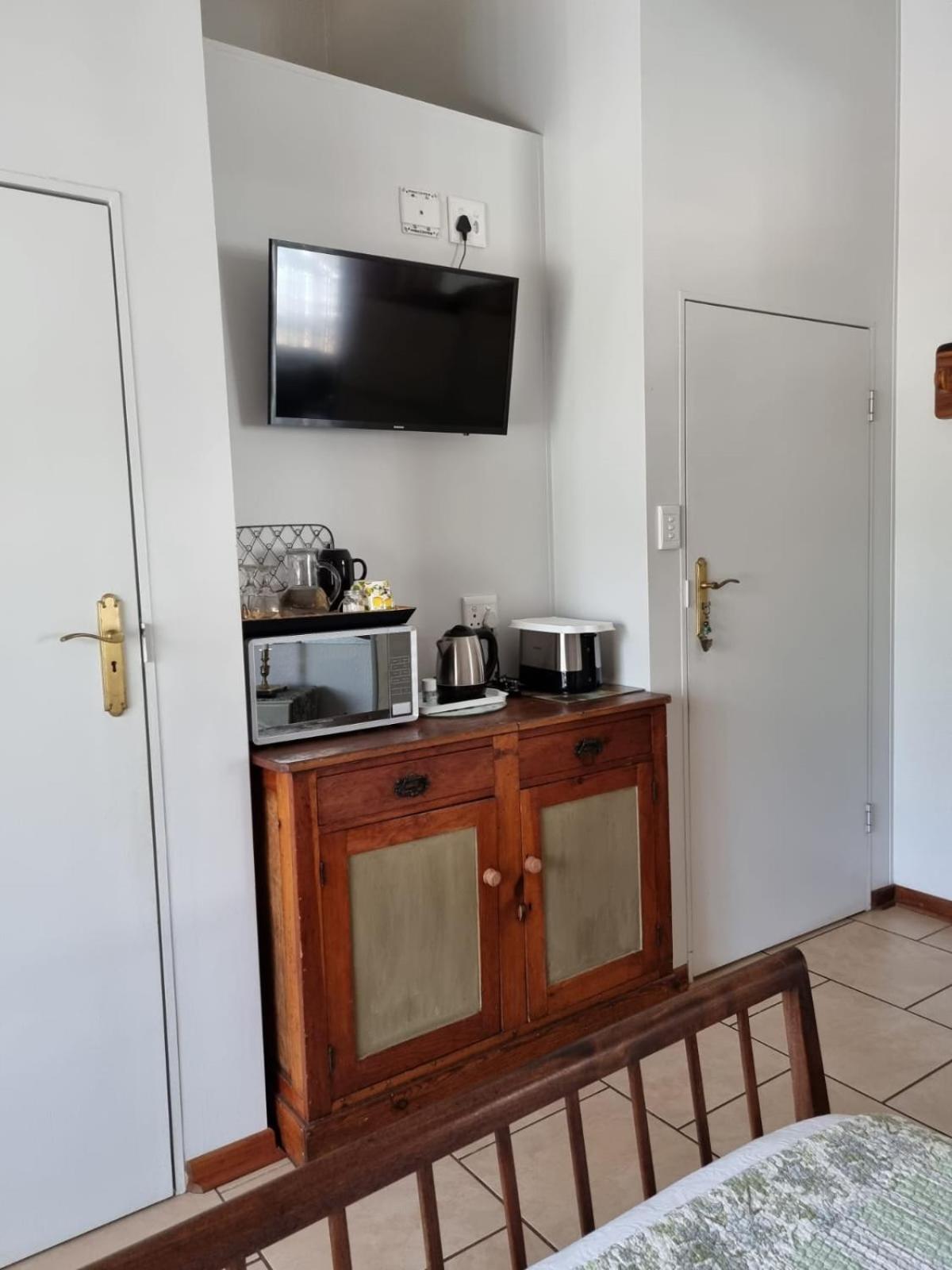 Small Double Room photo 3