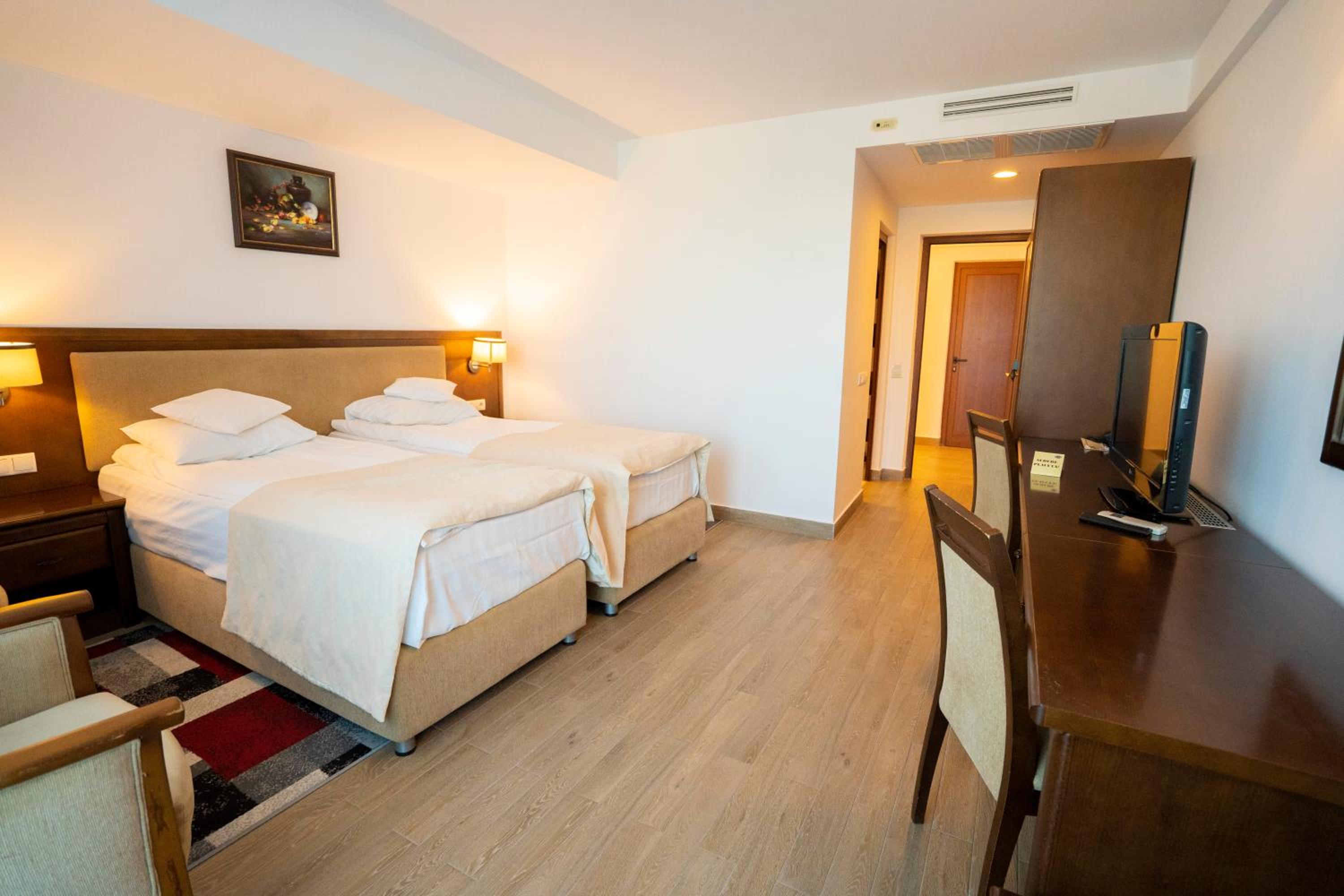 Standard Twin Room photo 1