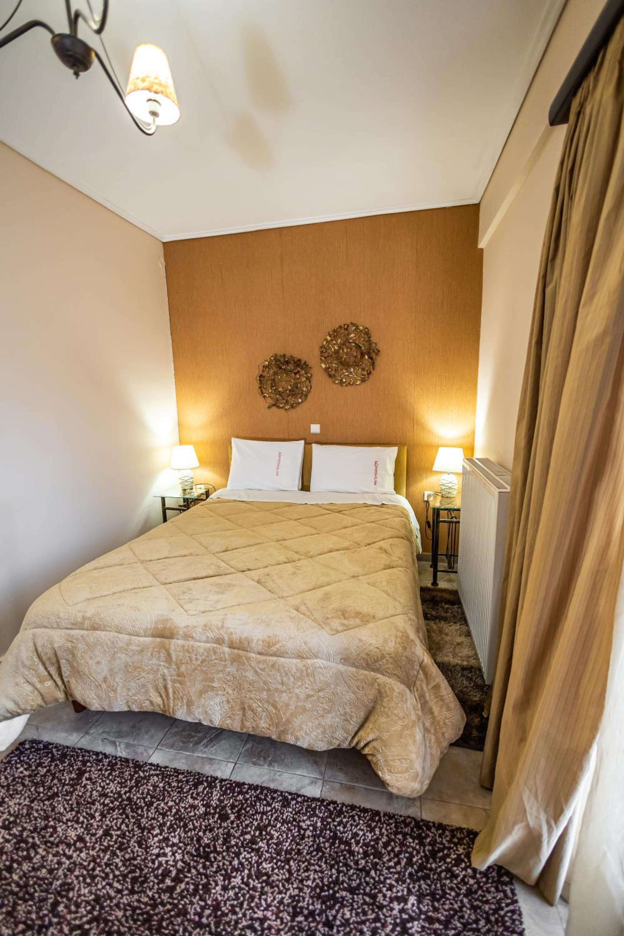 Suite with Fireplace (2 adults) - Photo 9