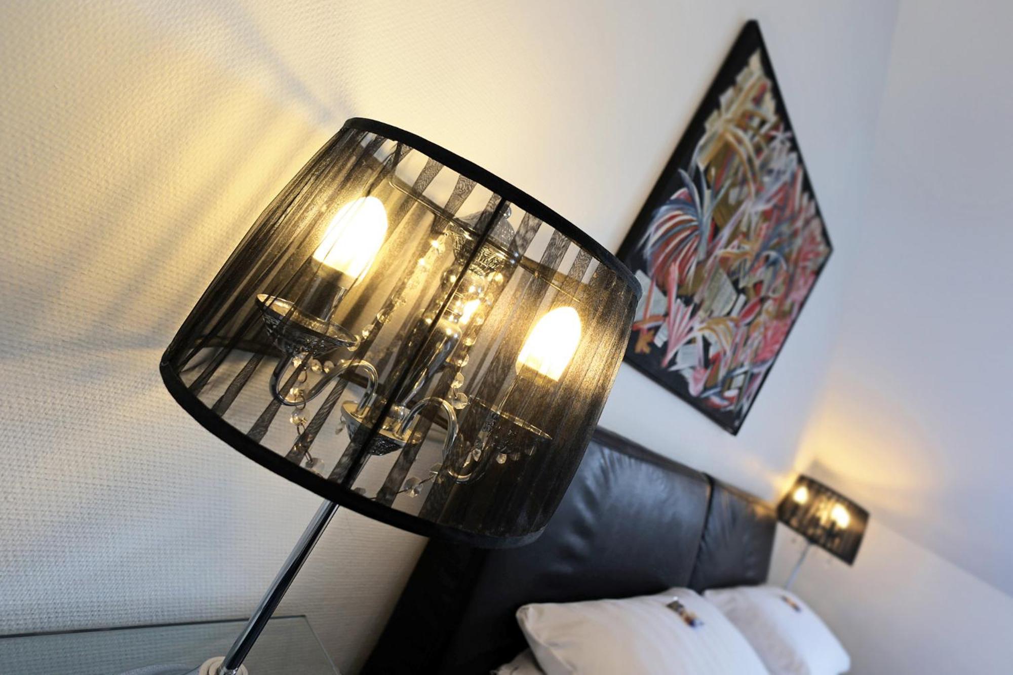 Suite - Photo 3