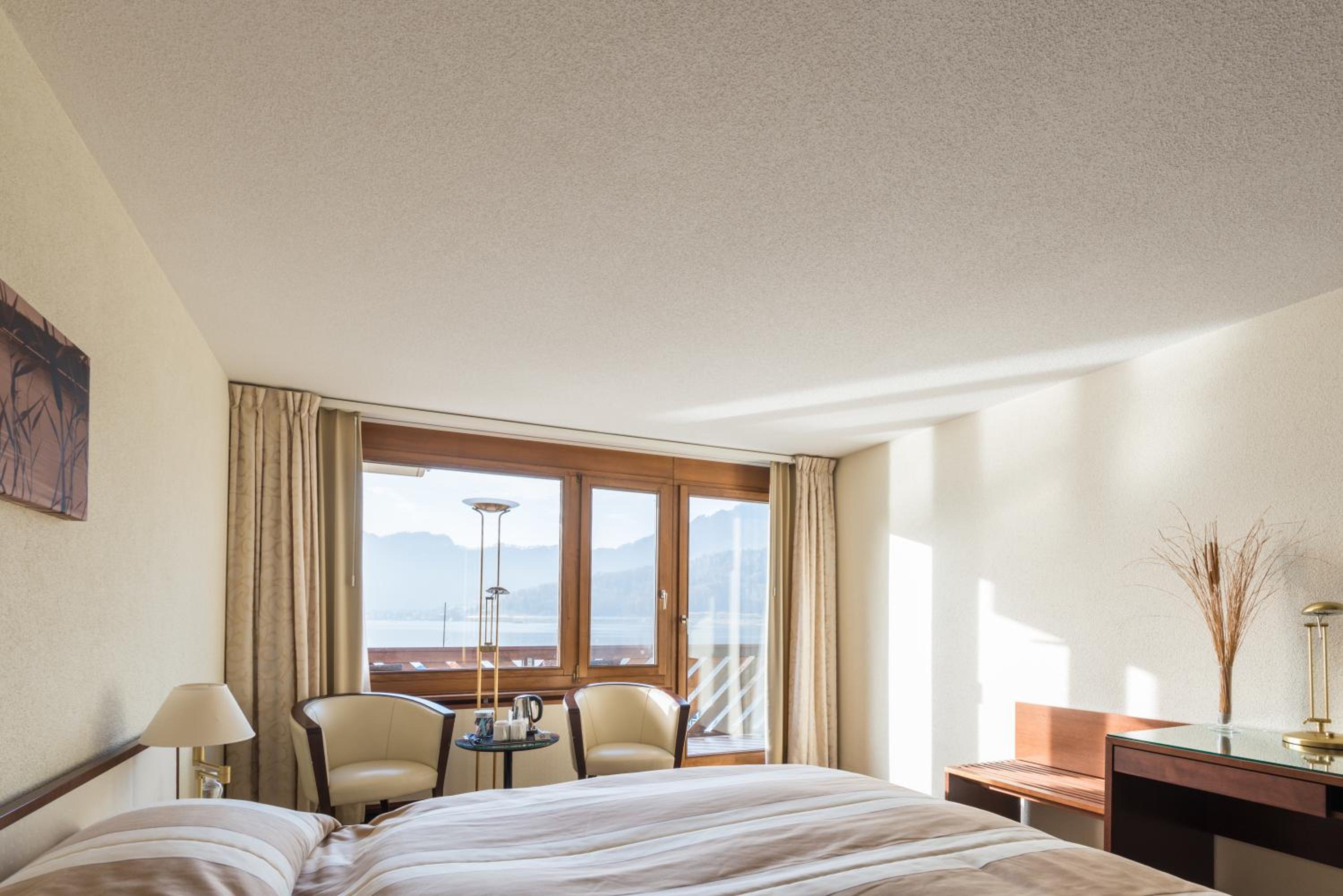 Single Room With Lake View
