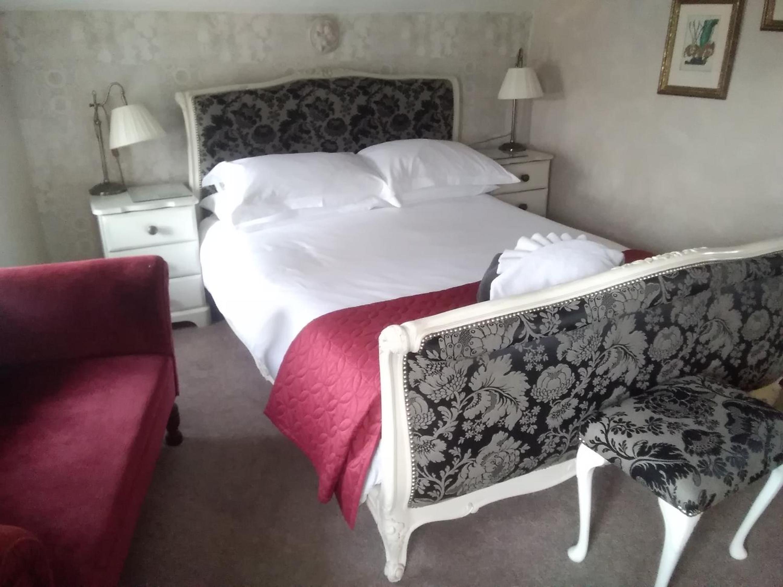 Deluxe Double Room with Shower - Photo 1