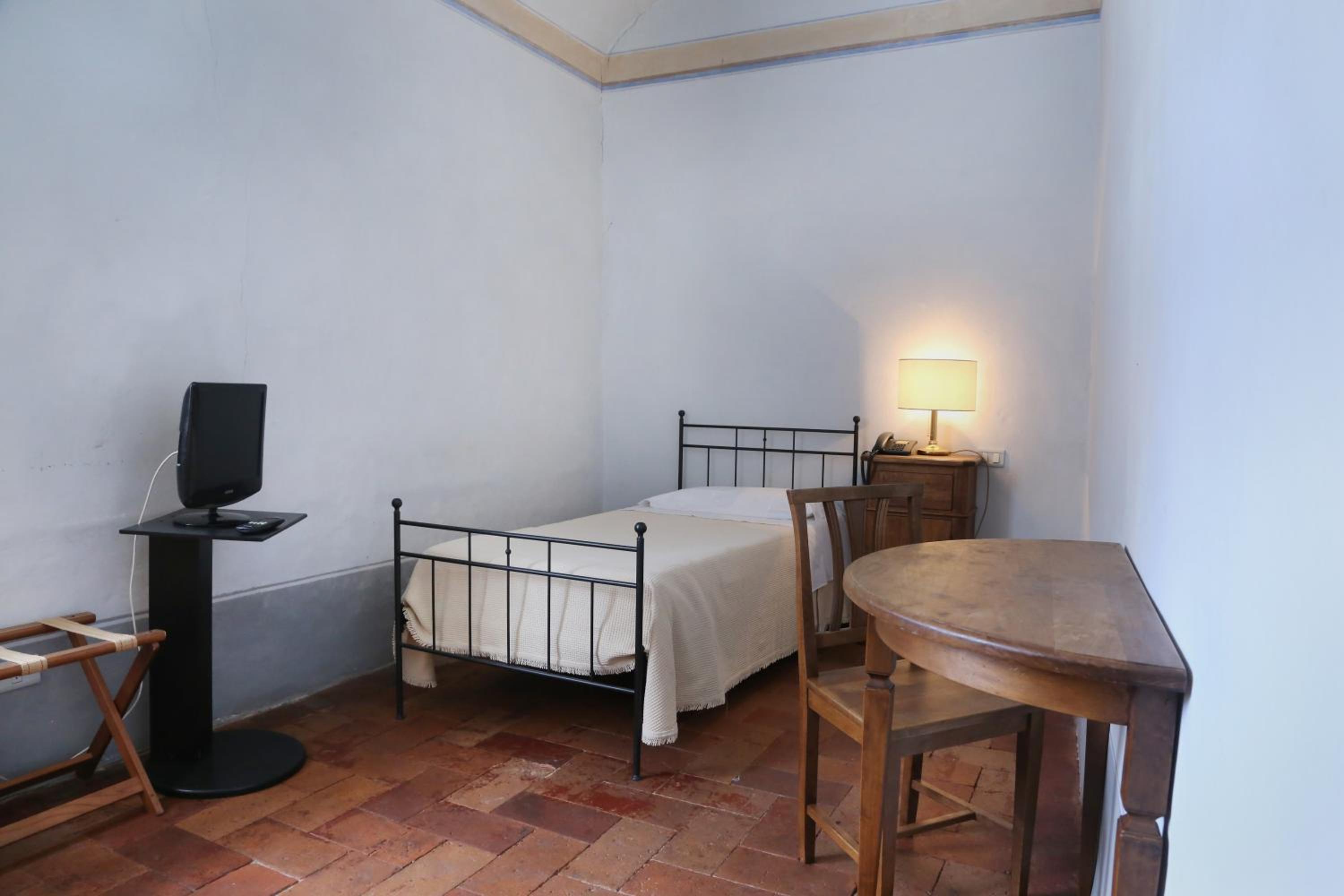 Single Room With Shared Bathroom
