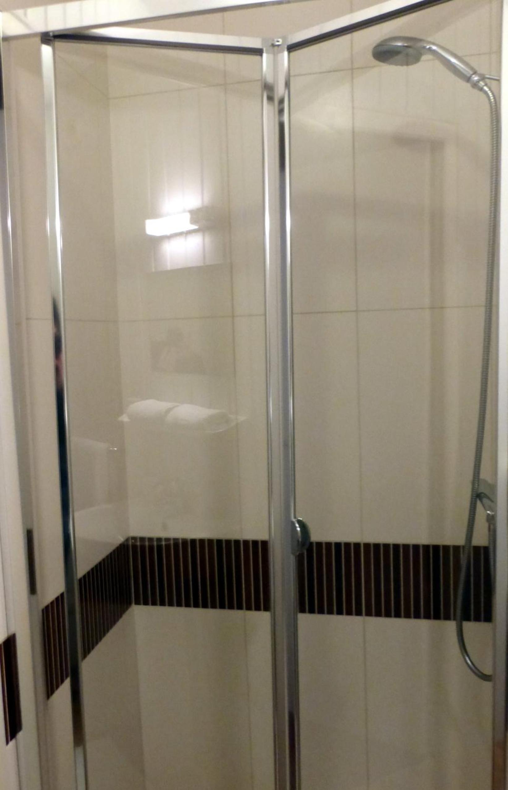 Special Offer - Double Room Breakfast Included photo 3
