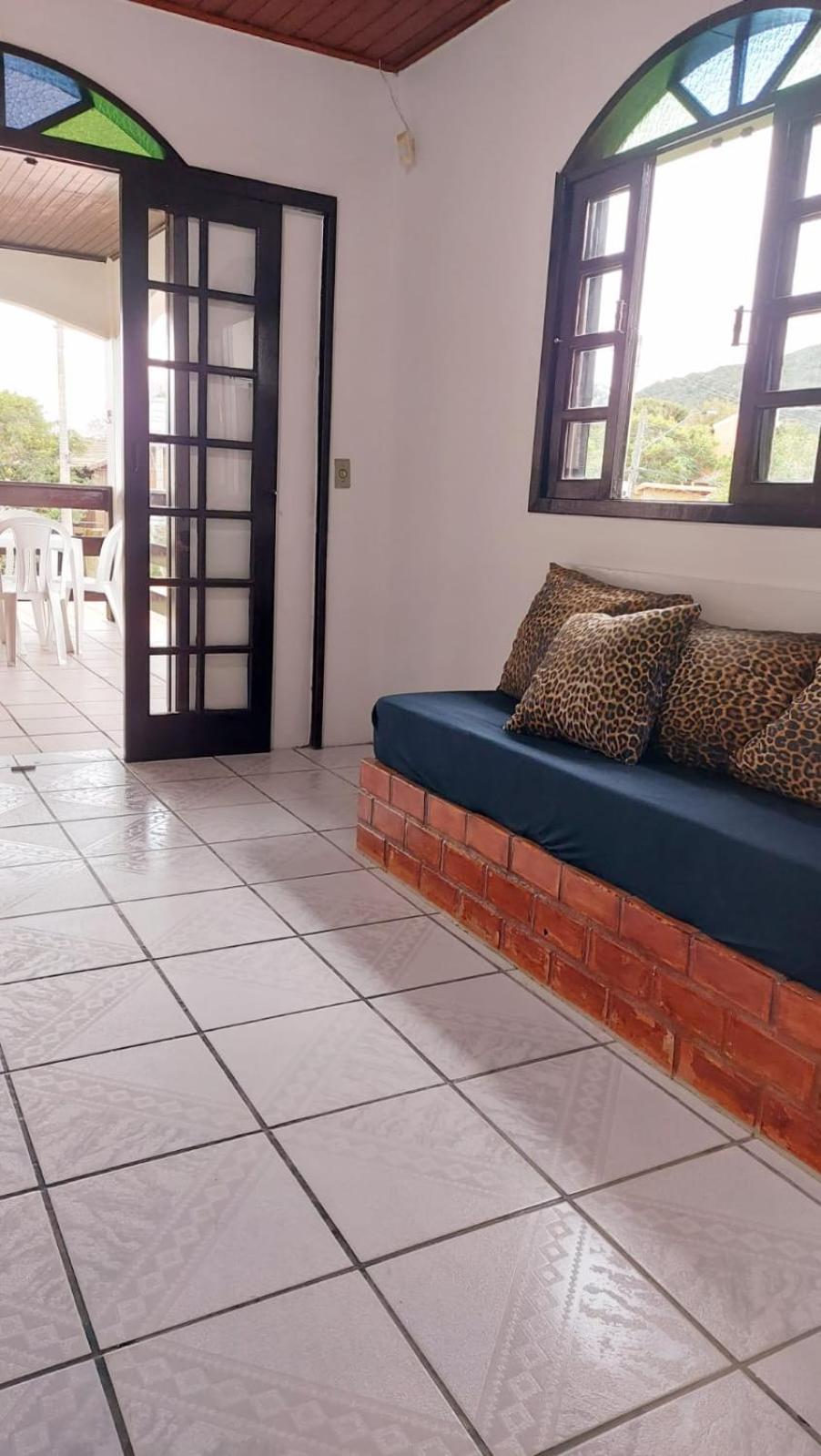 Two-Bedroom Apartment with Balcony photo 2