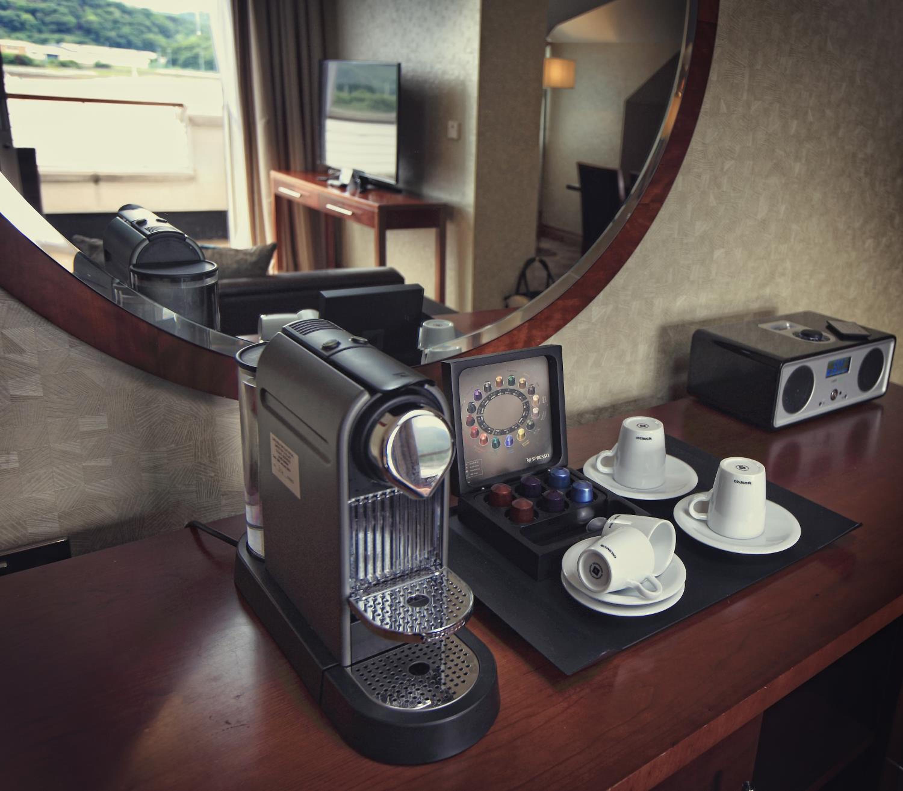 Suite with Sea View - Photo 7