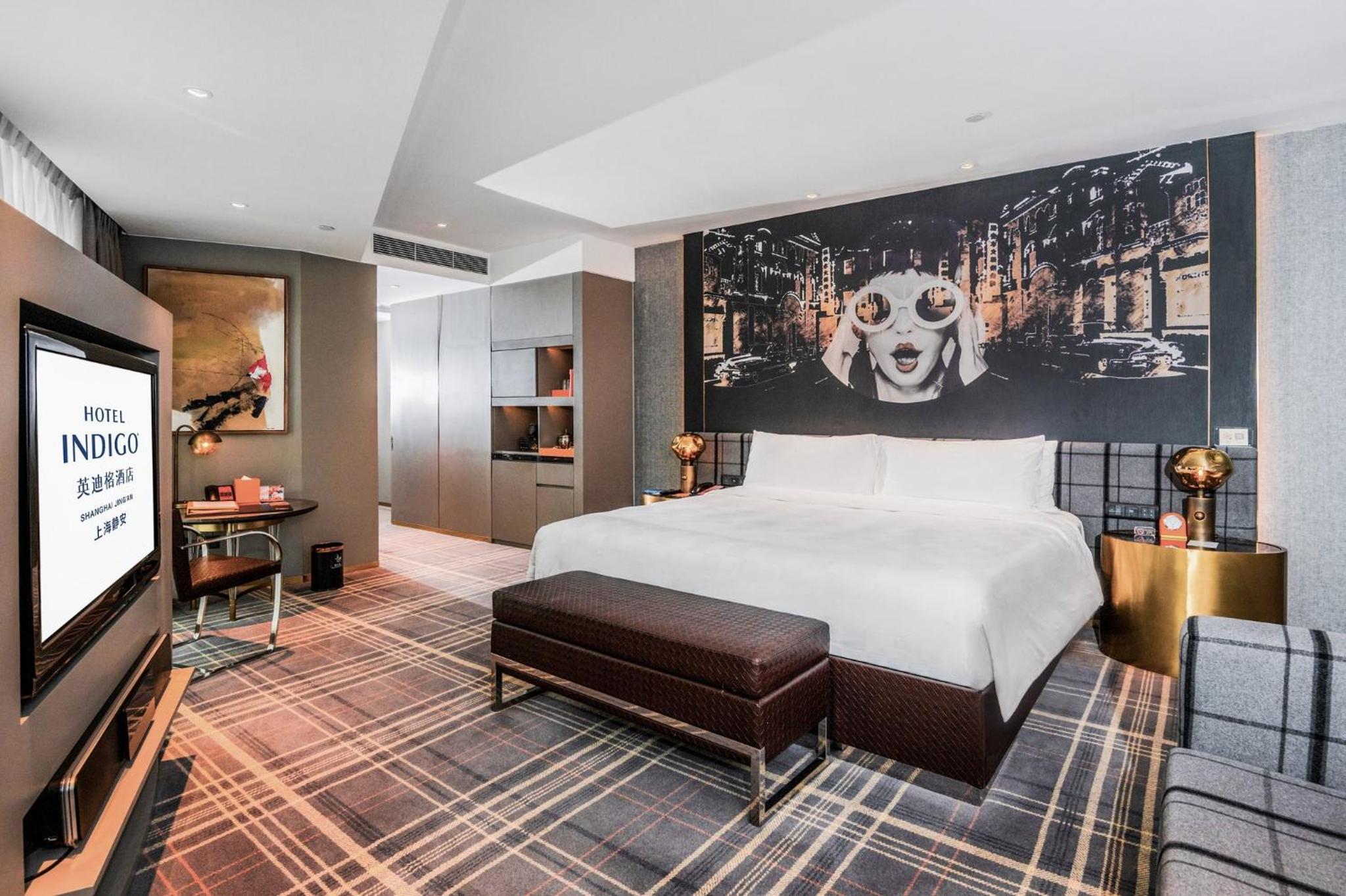 Standard King Room