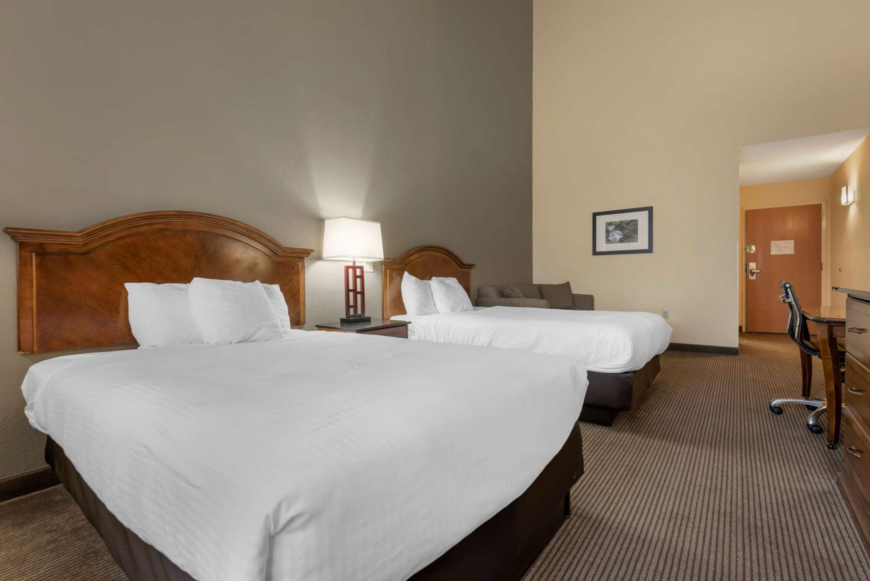 Queen Room with Two Queen Beds and Sofa Bed