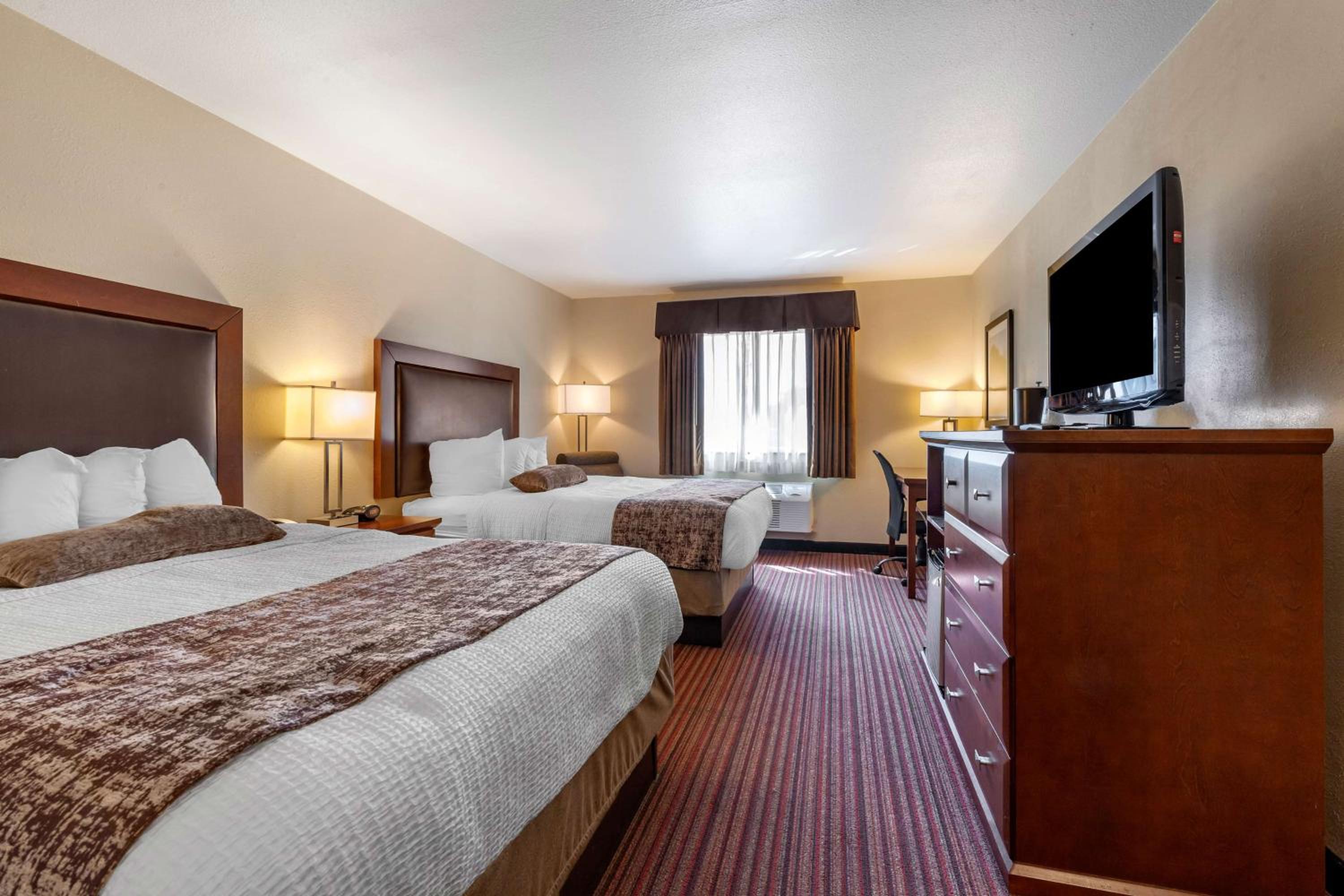 Queen Room with Two Queen Beds