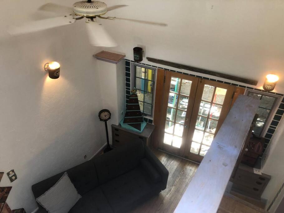 Two-Bedroom House - Photo 7