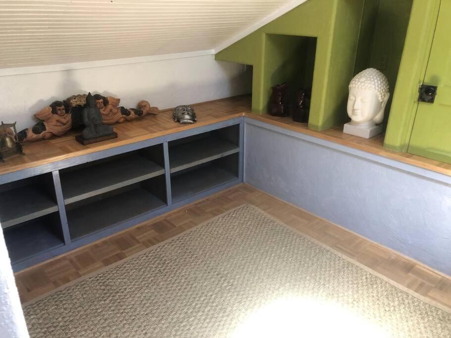 Two-Bedroom House - Photo 8