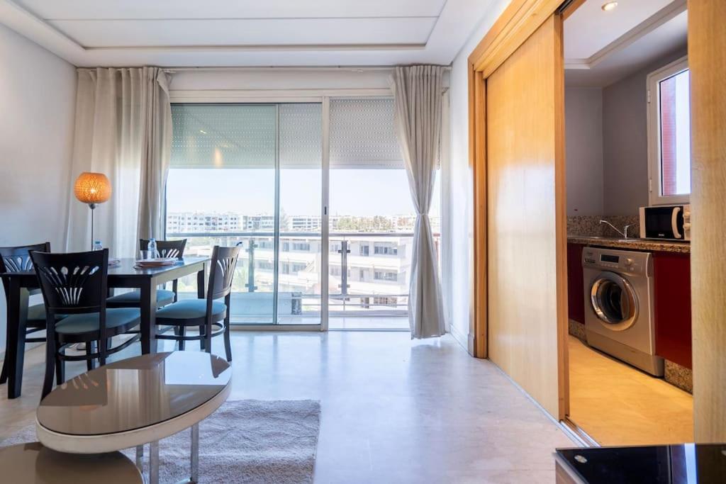 One-Bedroom Apartment - Photo 41