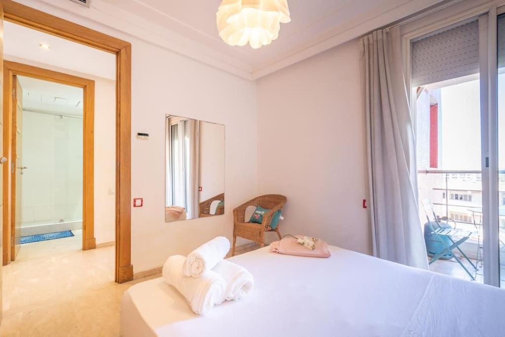 One-Bedroom Apartment - Photo 3