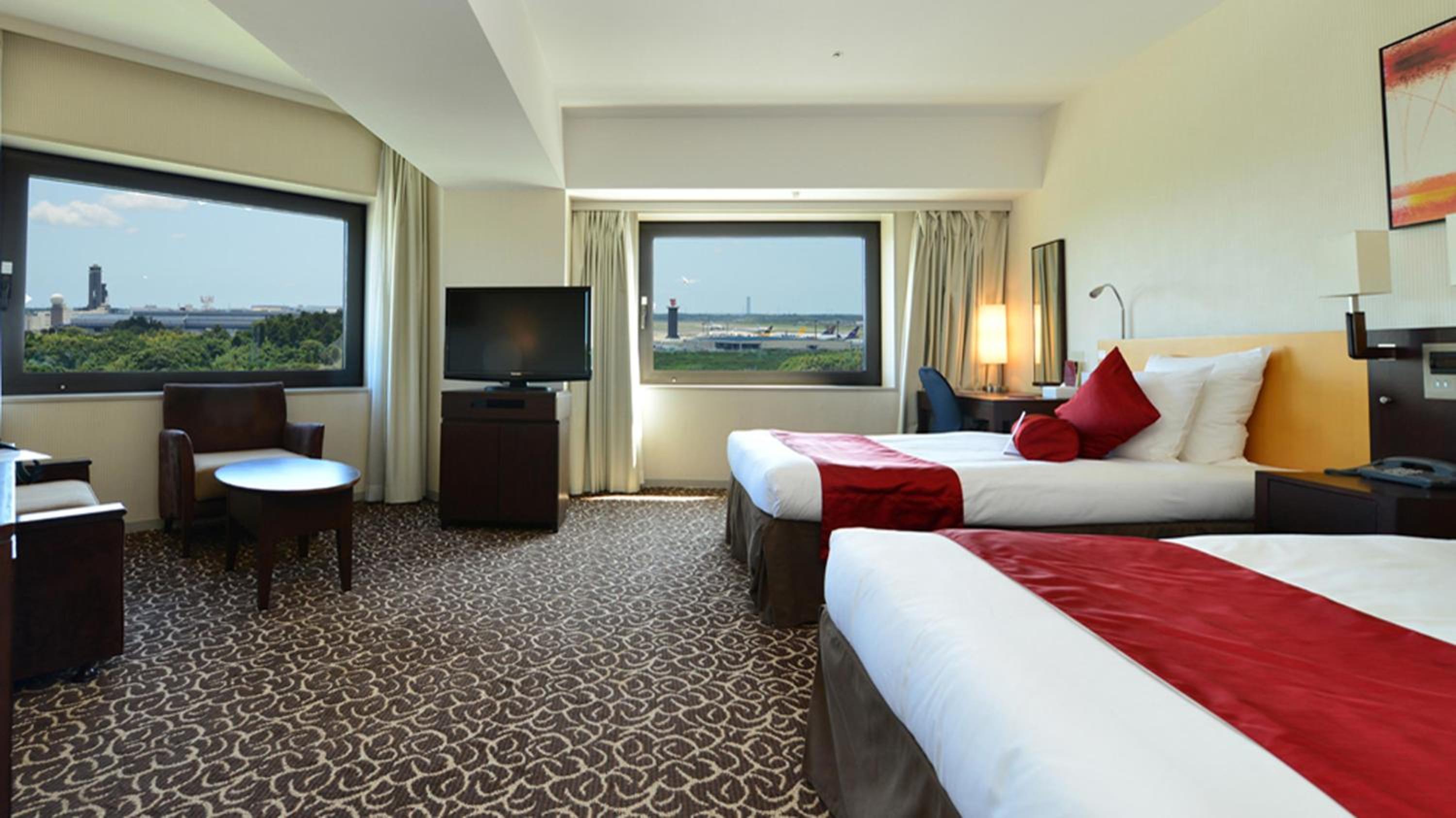 Premium Twin Room - Photo 4