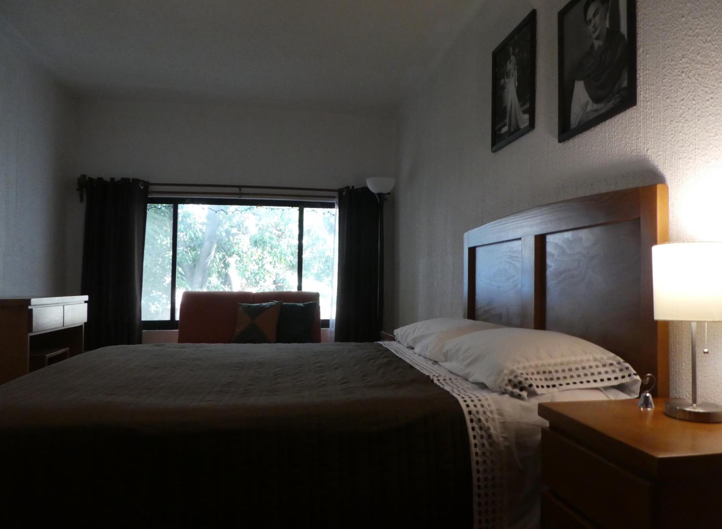 Double Room with Private Bathroom - Photo 1