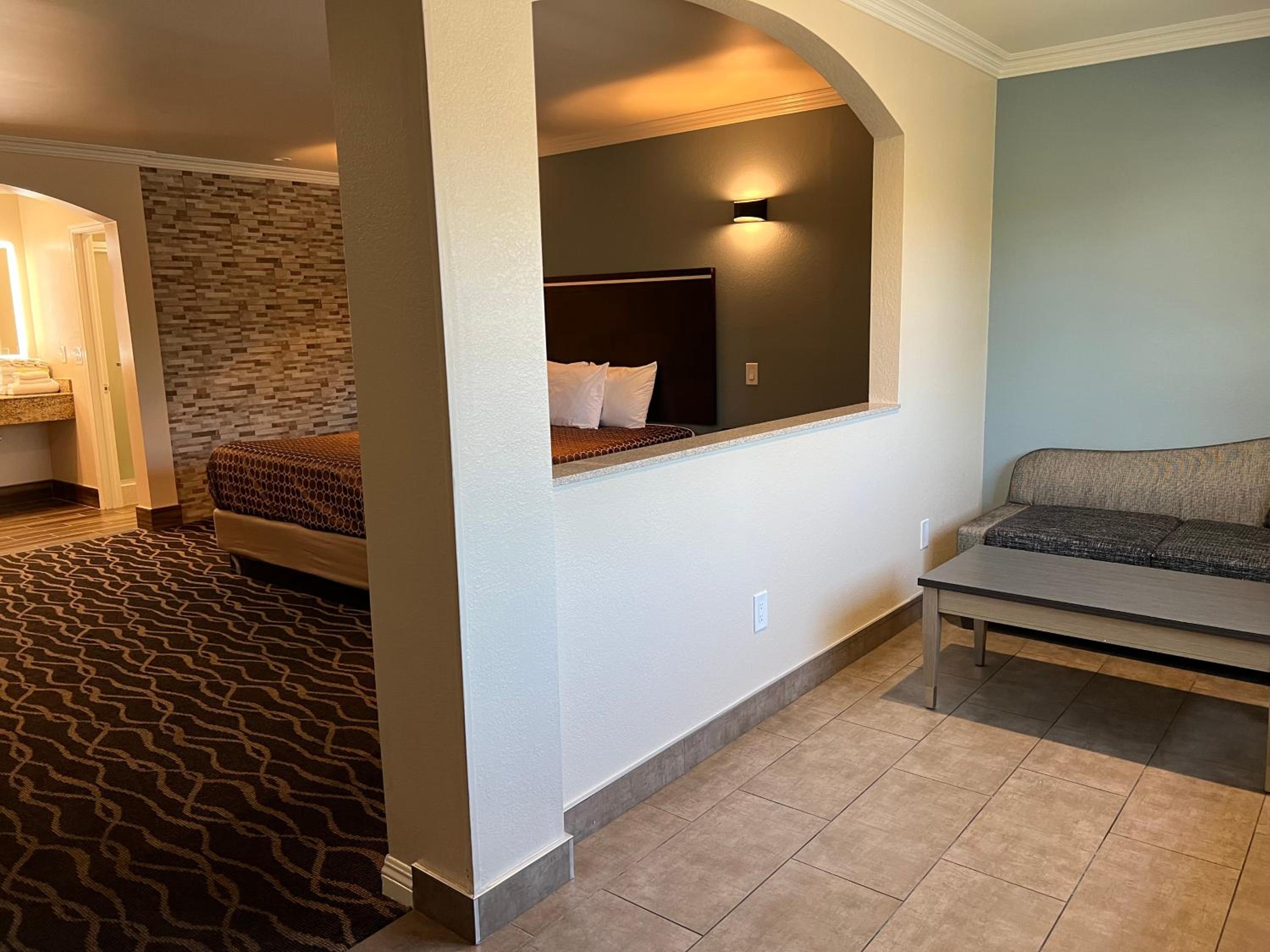 King Room with Spa Bath photo 2