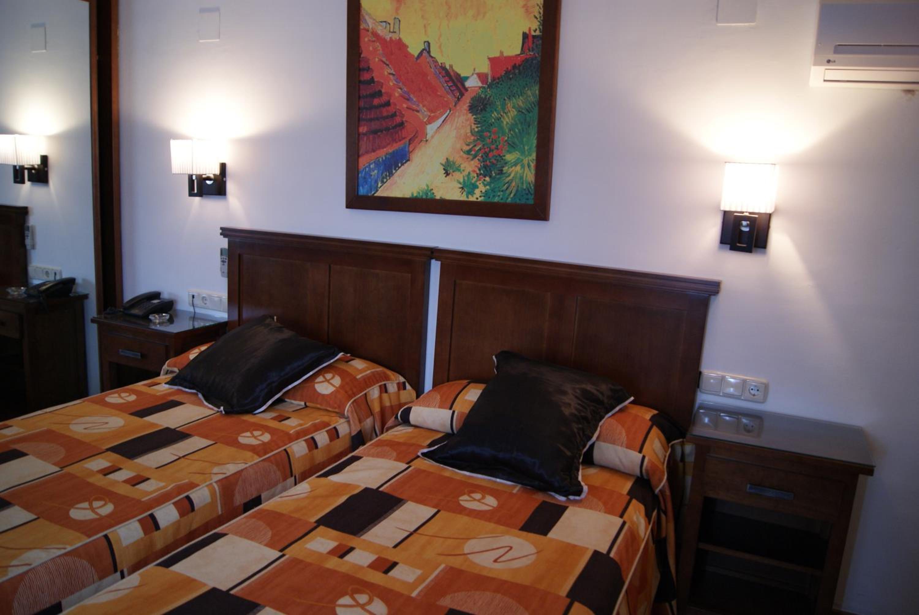 Triple Room photo 2