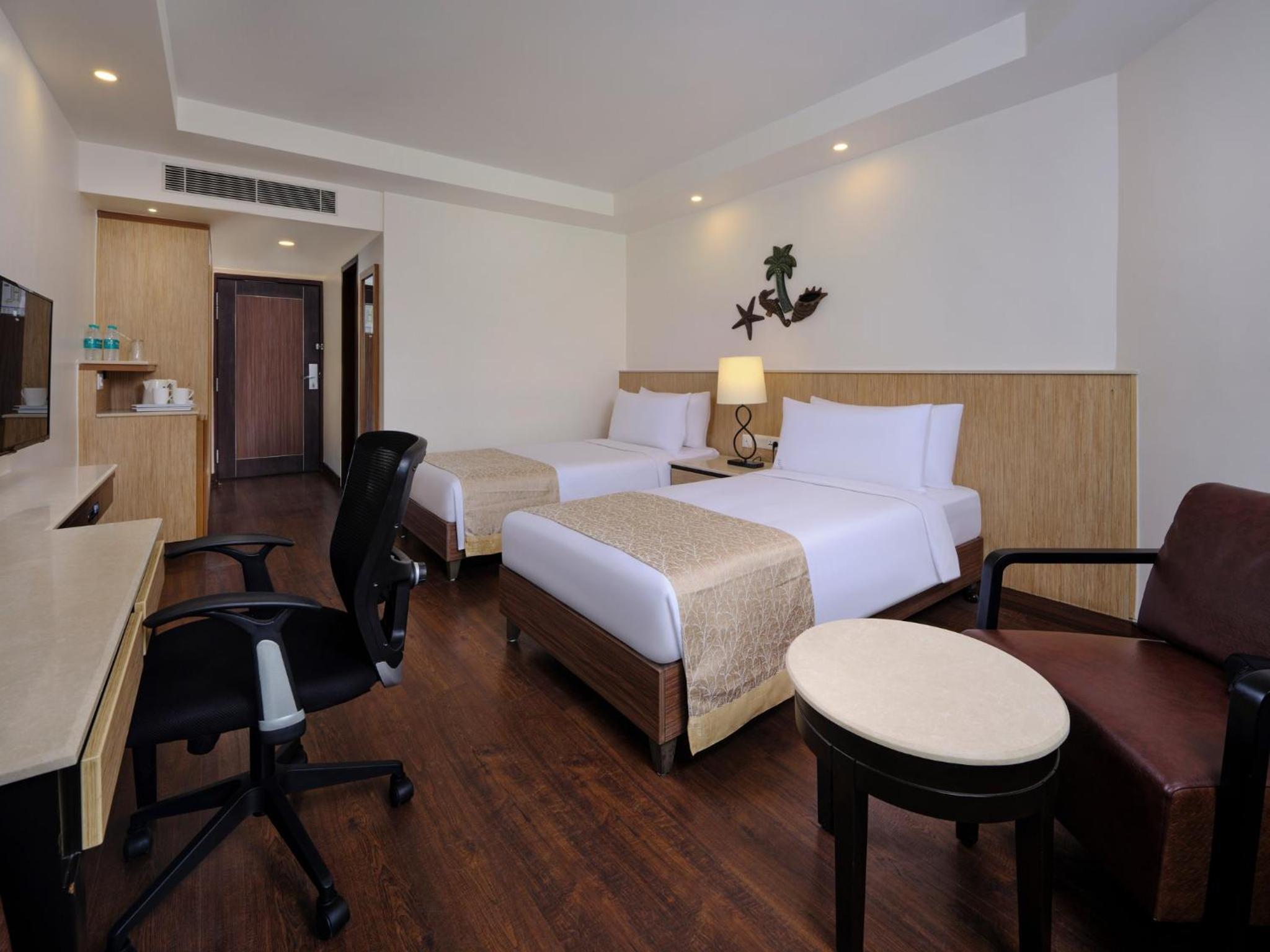 Standard Twin Room - Photo 5