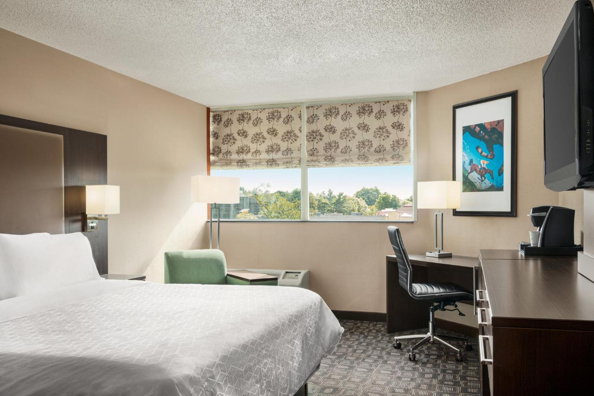 Standard King Room - Photo 1
