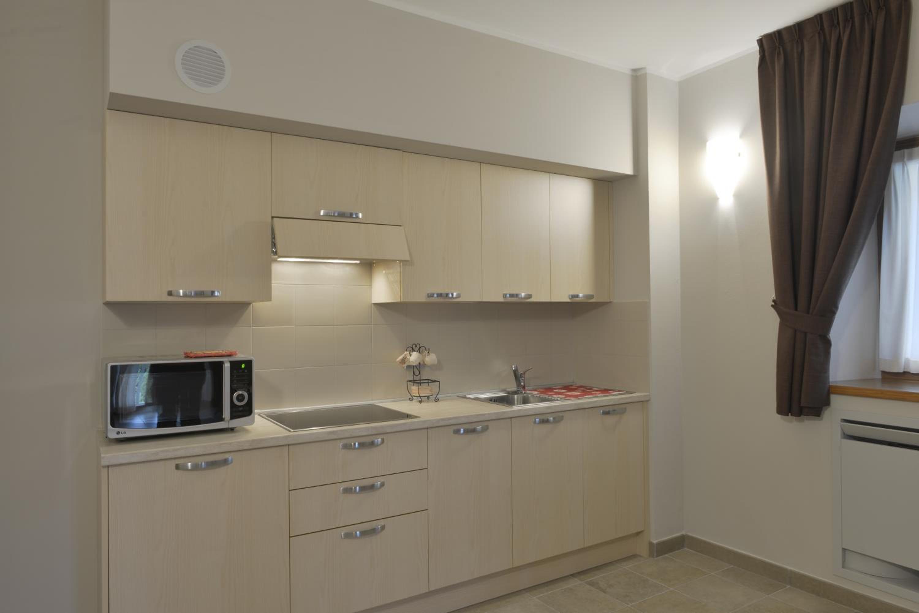 Apartment - Ground Floor - Photo 4