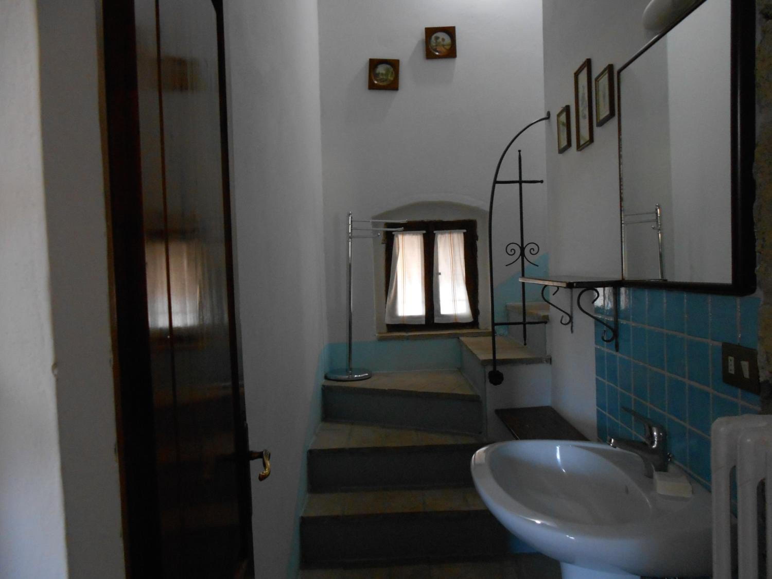Apartment - Split Level photo 3