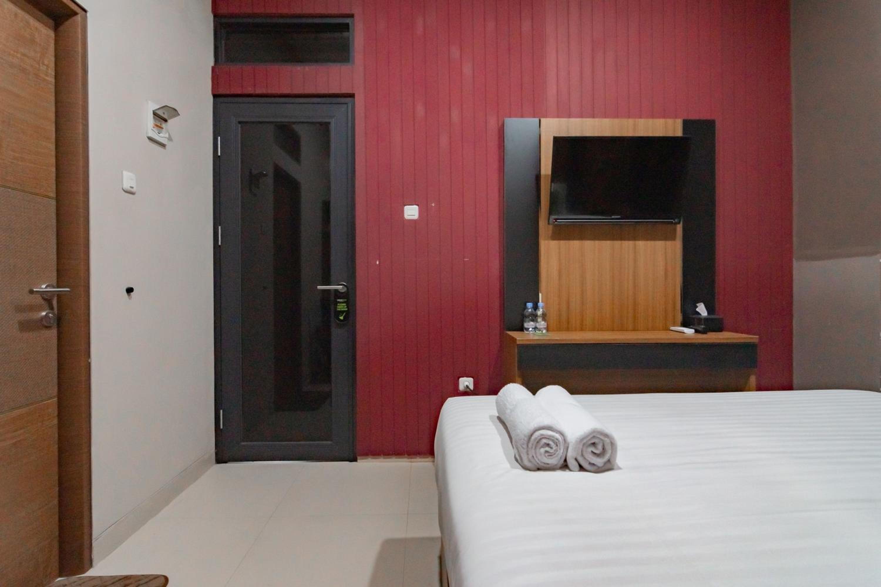 Standard Double Room - Photo 4