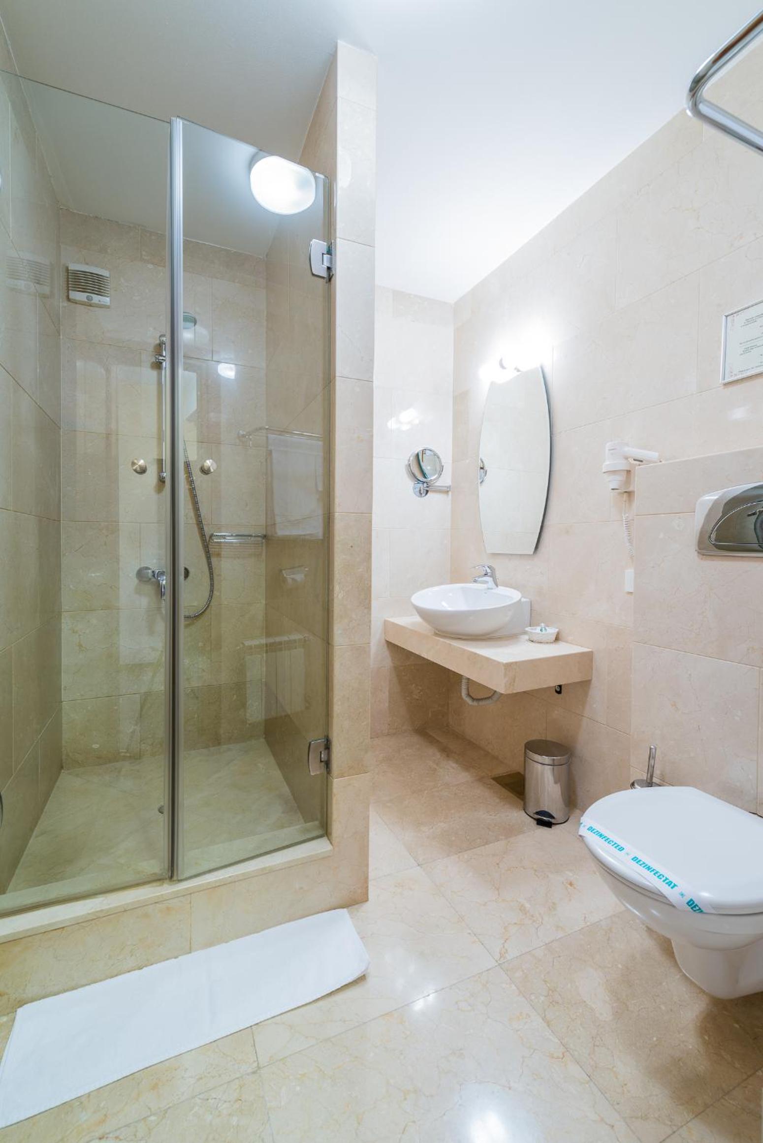 Deluxe Double Room - Photo 3