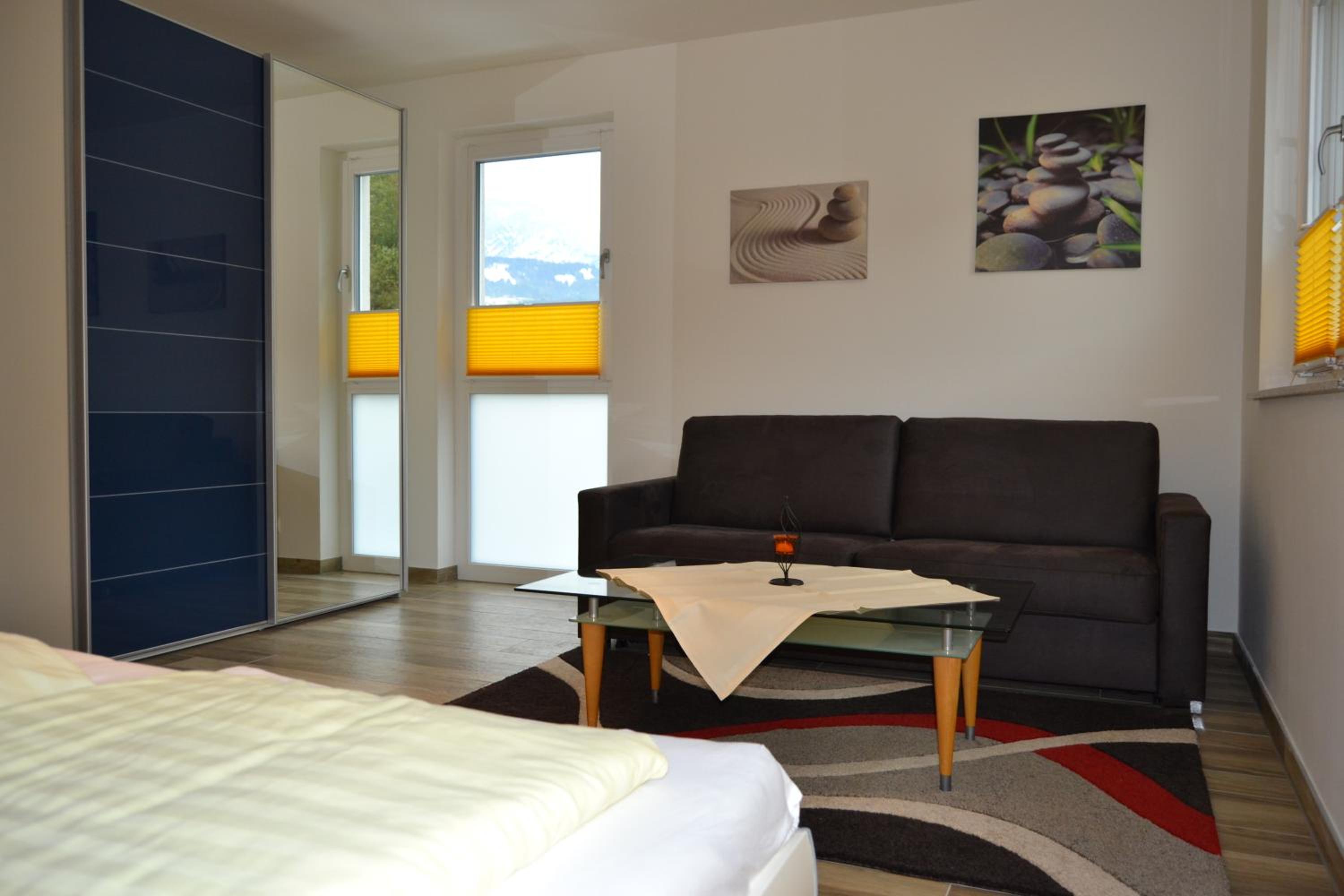 One-Bedroom Apartment photo 3