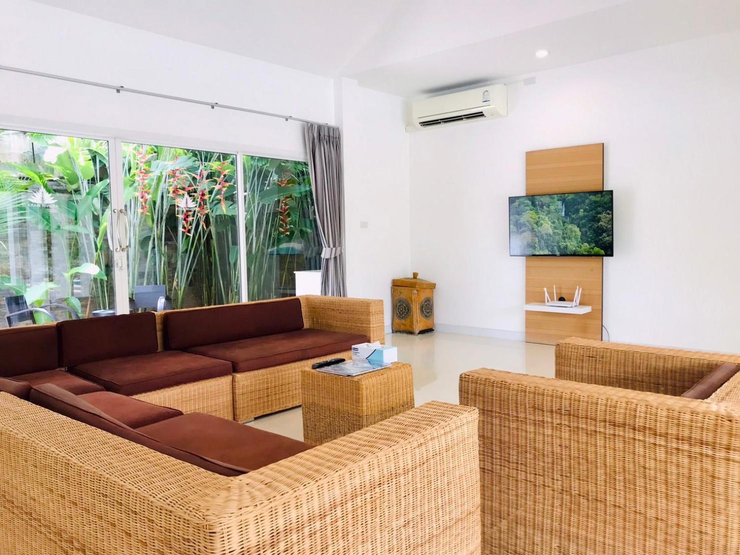 Villa with Private Pool - Photo 20