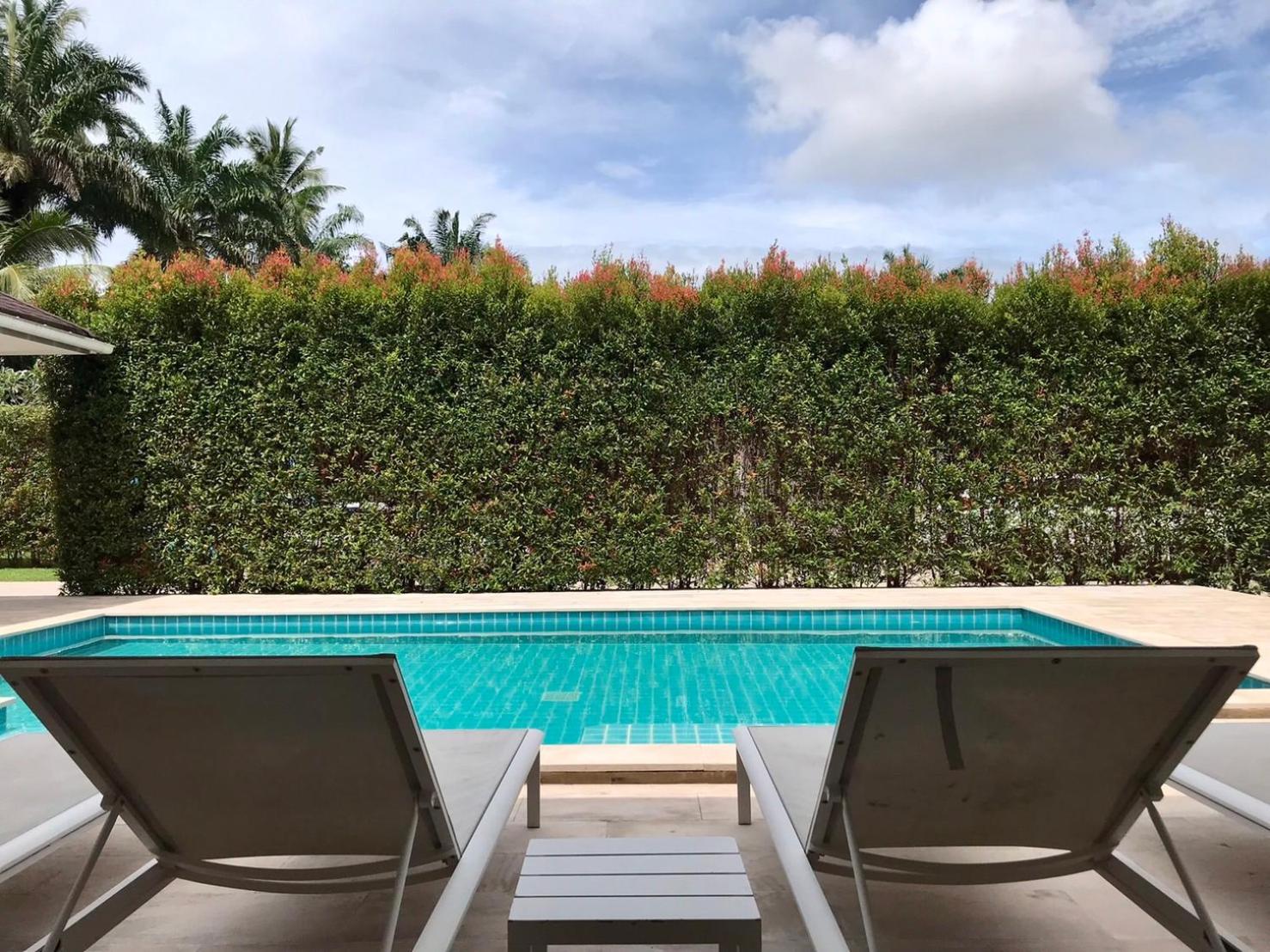 Villa with Private Pool - Photo 3