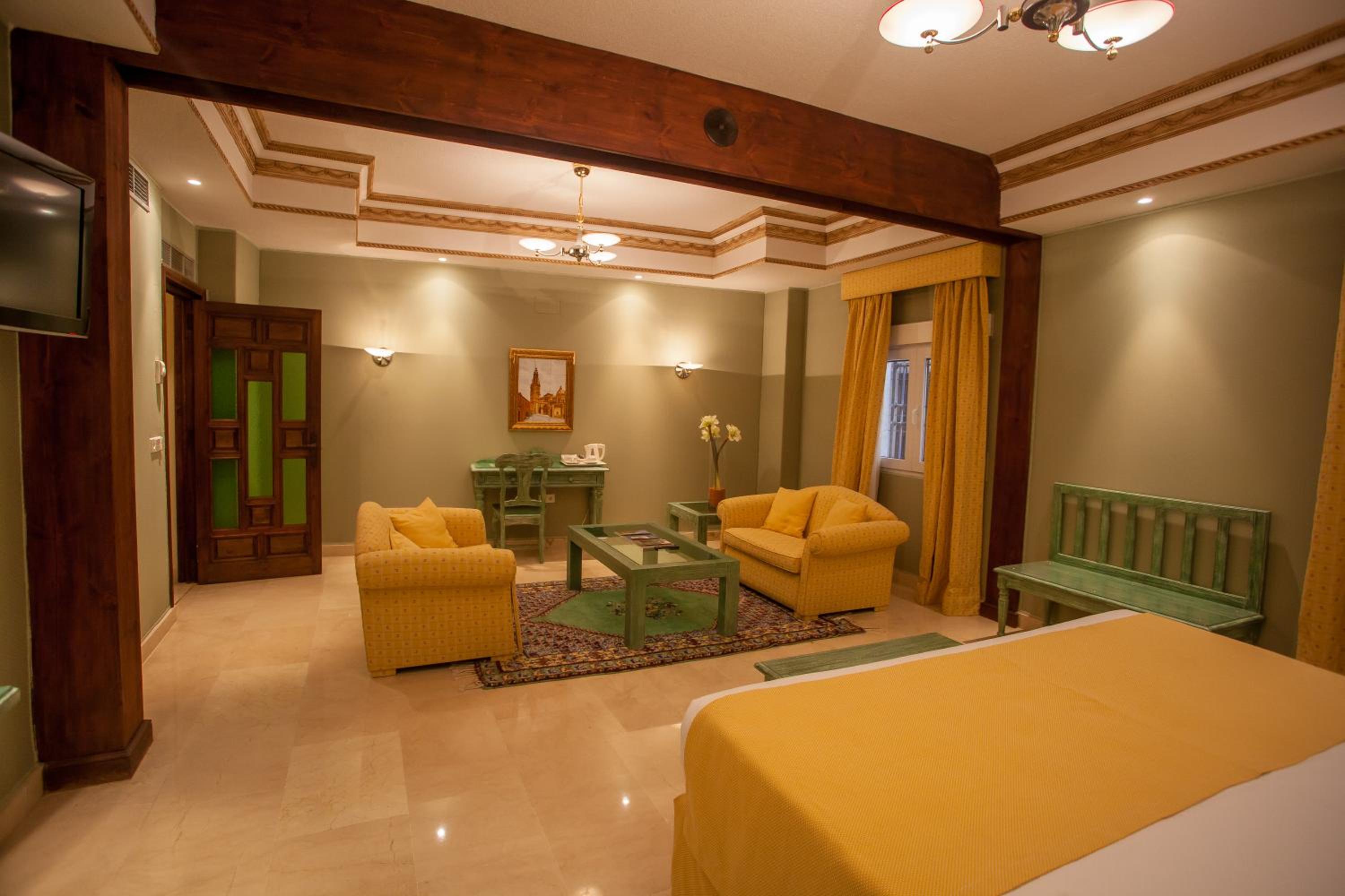 Superior Double Room - Photo 4