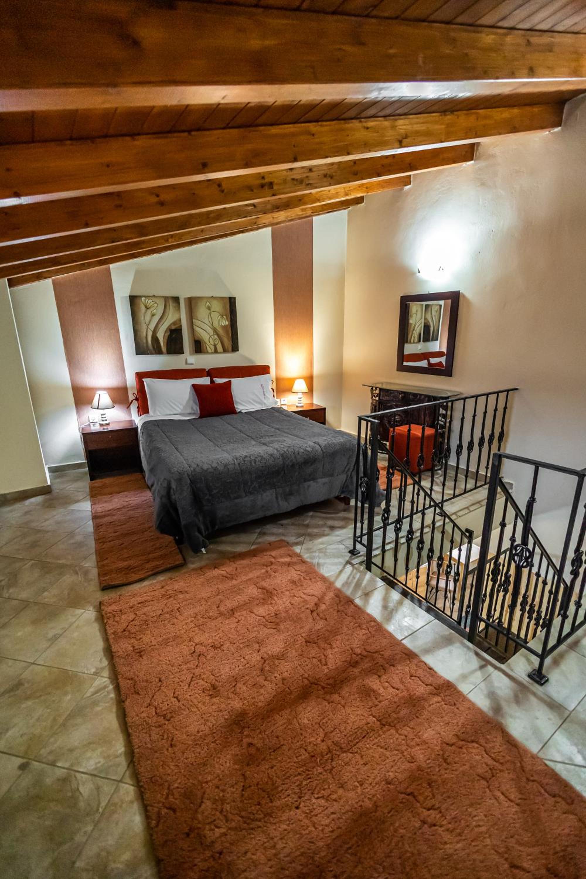 Deluxe Family Room - Photo 4