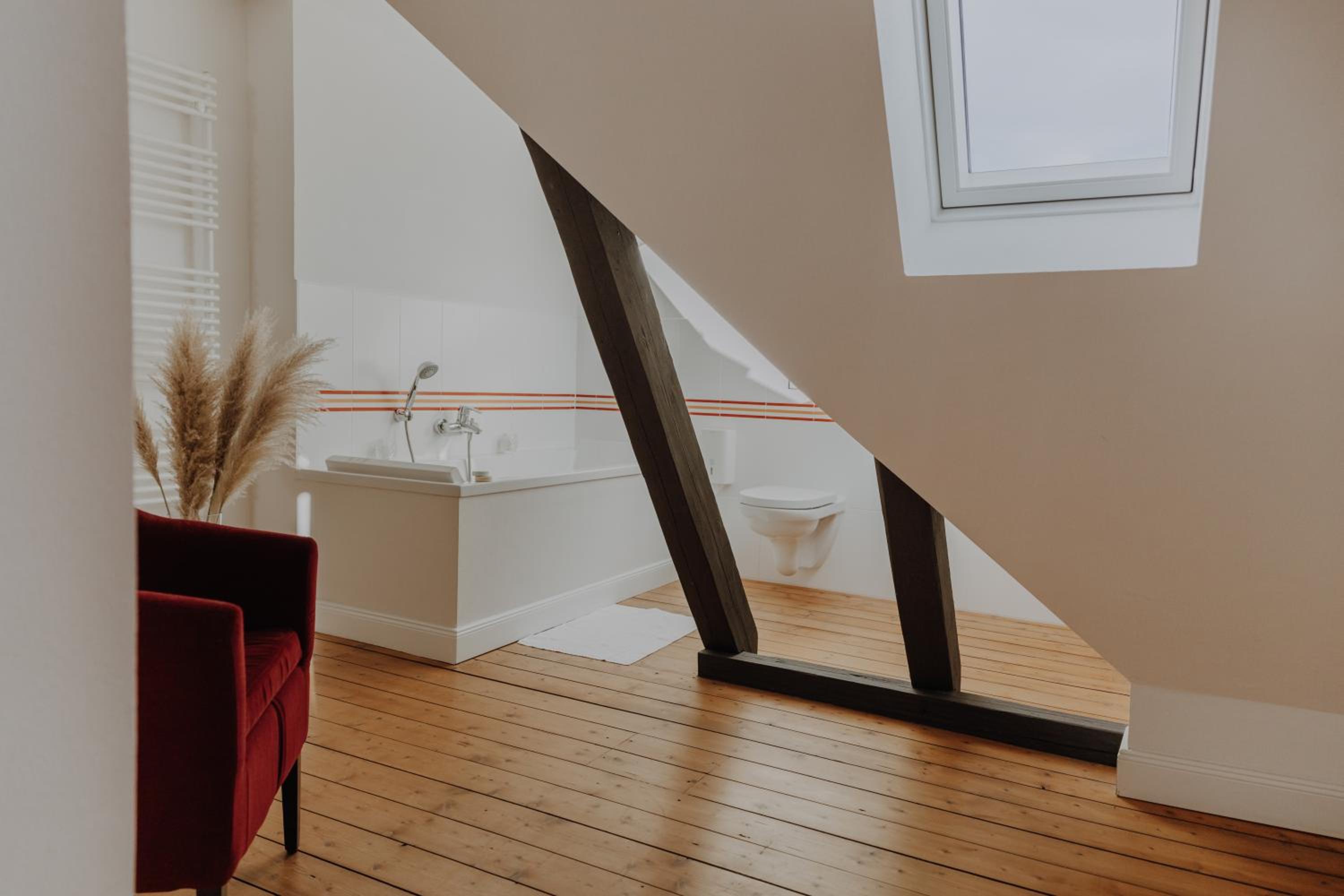 Deluxe Double Room with Bath photo 2
