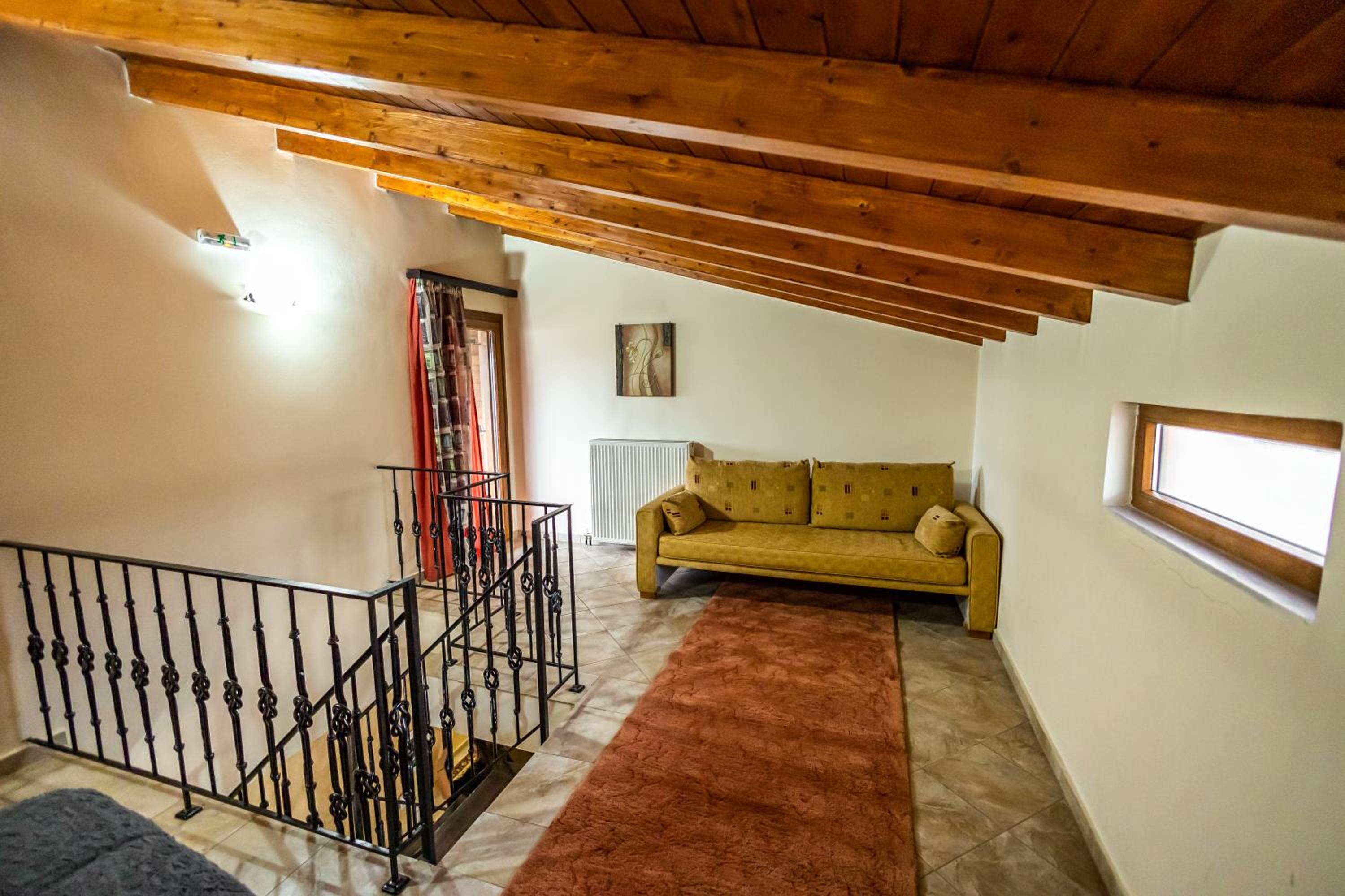 Deluxe Family Room - Photo 1
