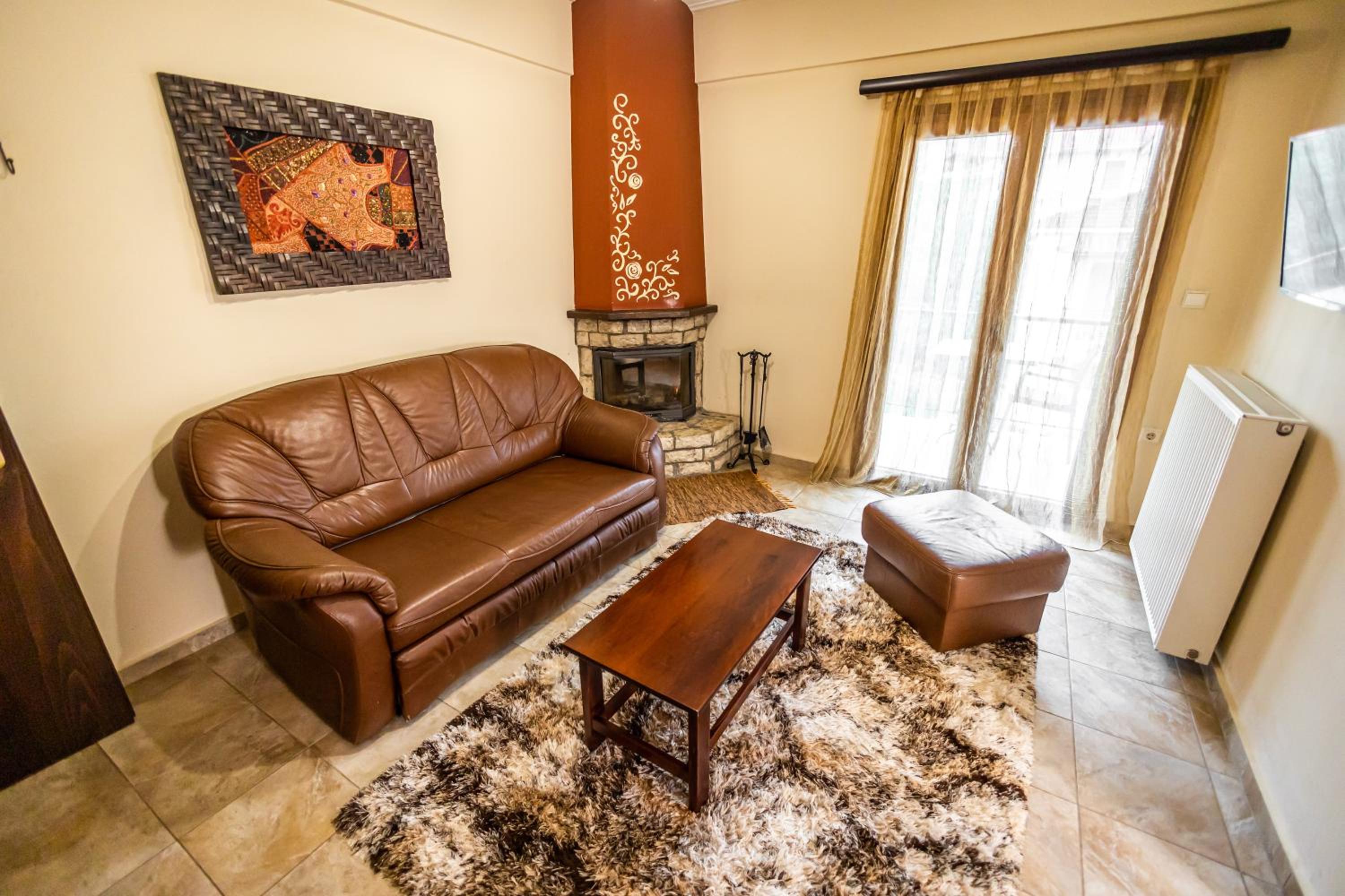 Duplex Quadruple Room - Photo 9