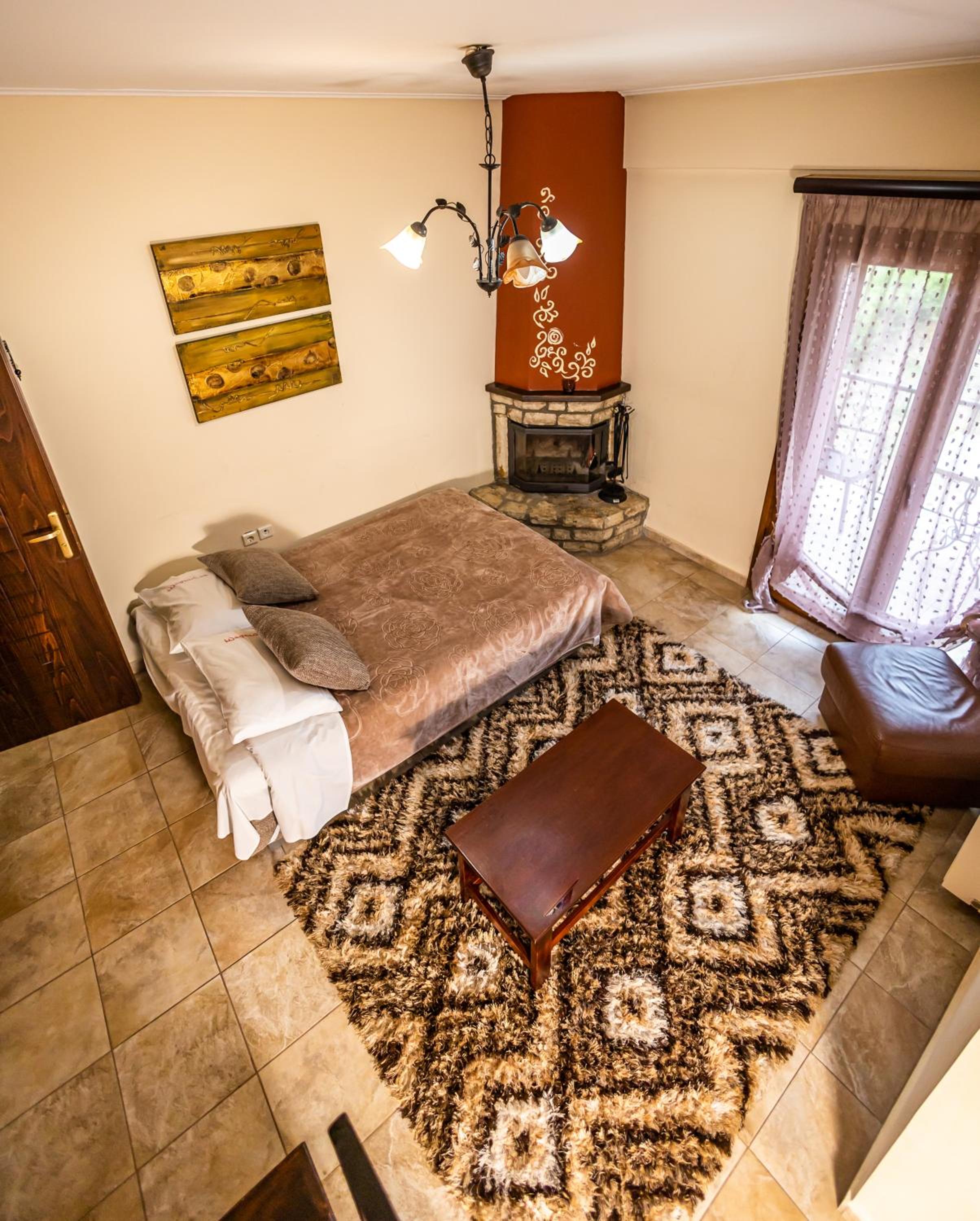Duplex Quadruple Room - Photo 7