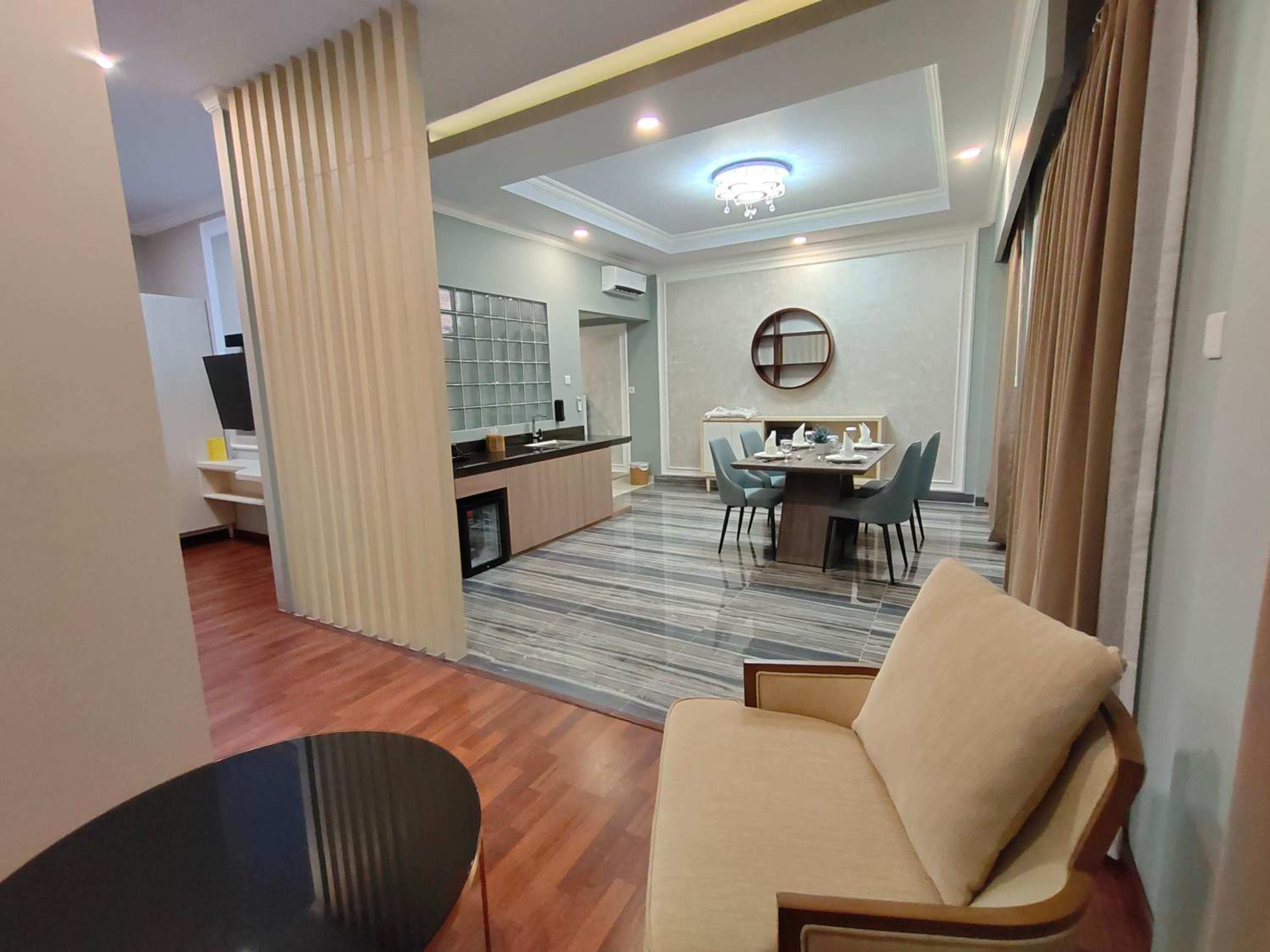Family Room with Terrace - Photo 1