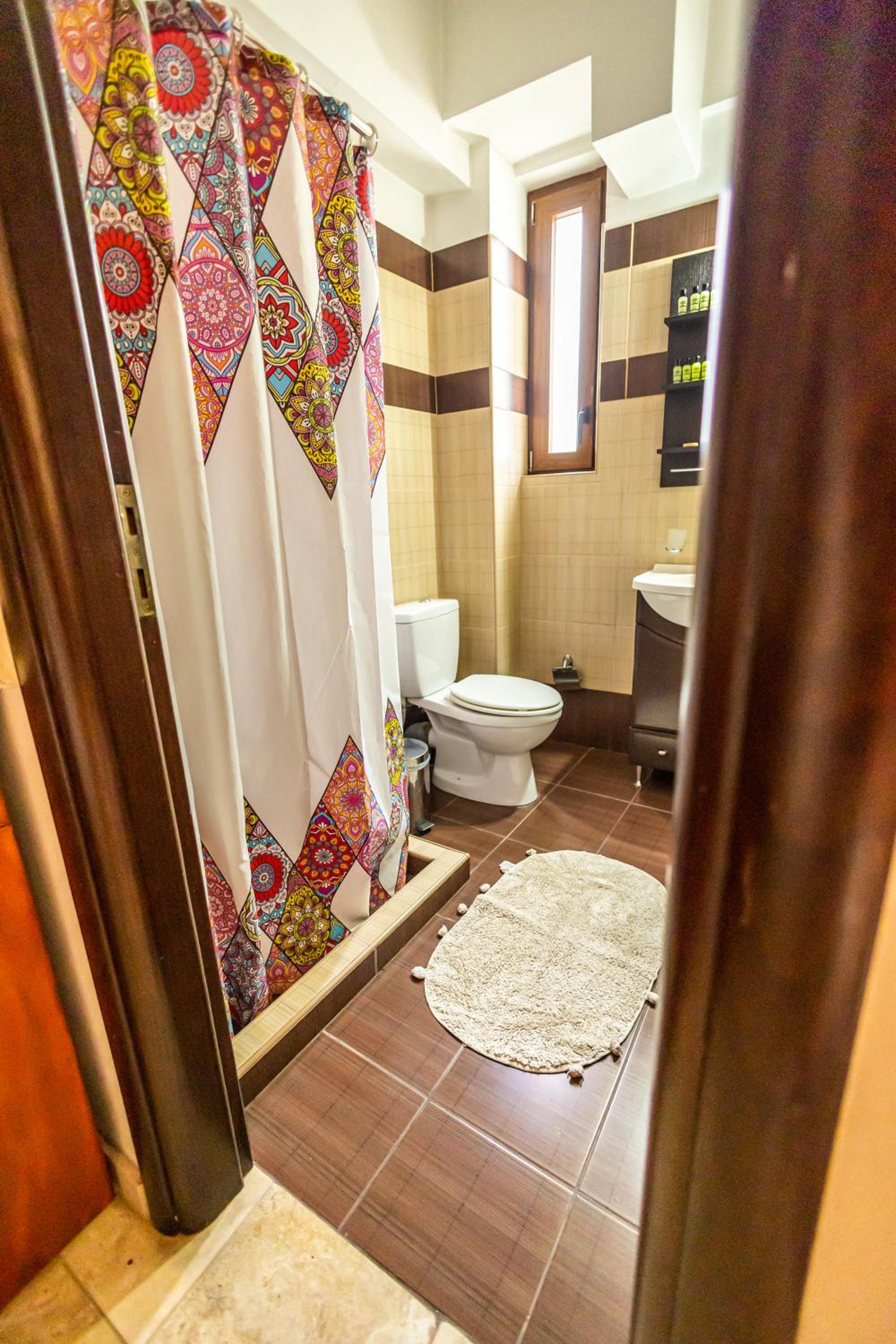 Deluxe Room - Photo 8
